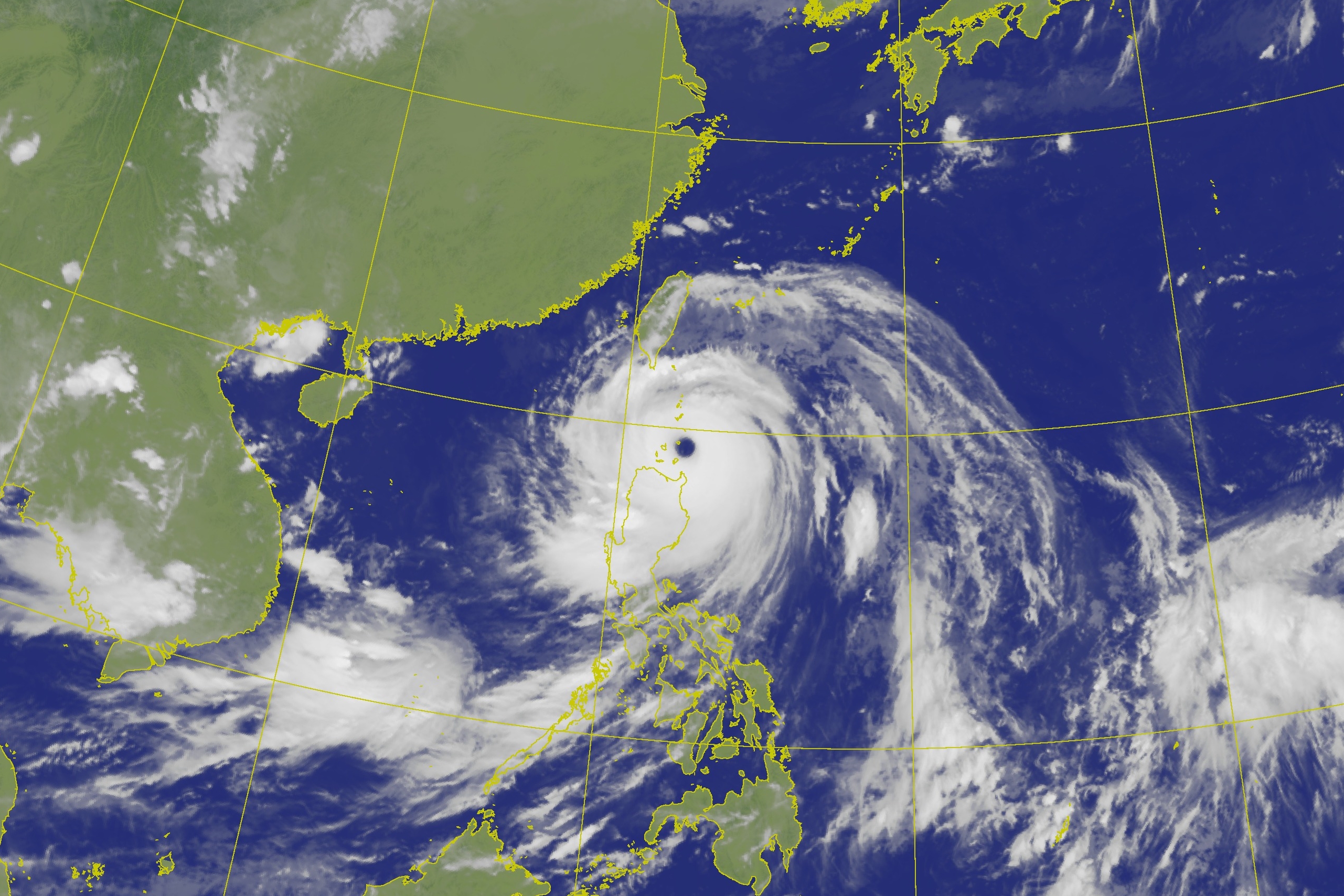香港國際機場正在考慮停飛所有客運航班36小時，為近年最長停航紀錄。（翻攝自氣象署）
