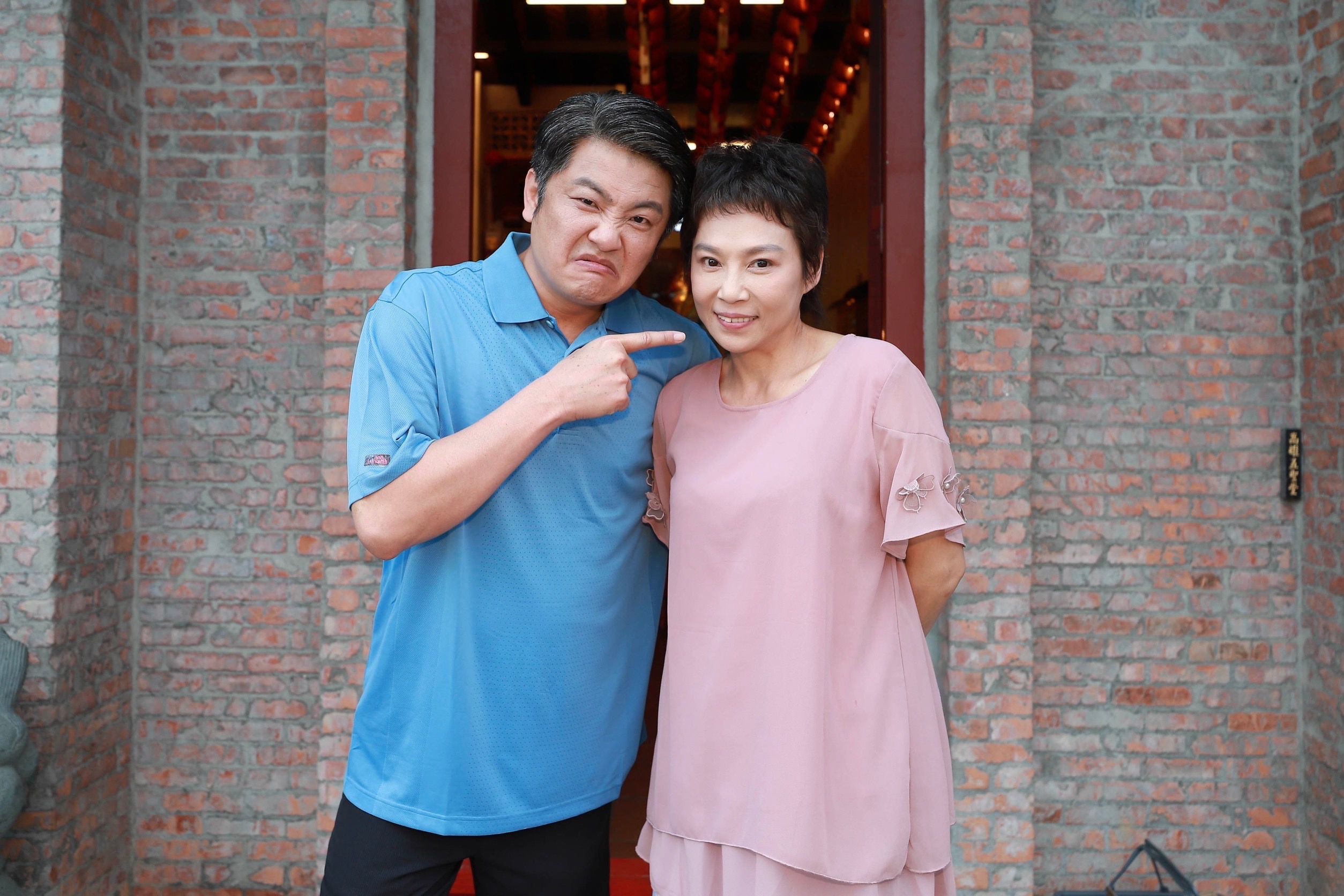 蔡佳麟、楊瓊華《愛的榮耀》首次搭檔演夫妻!(民視提供)