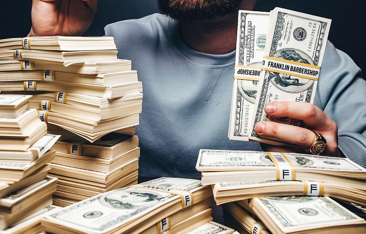 超級富豪在豪華交通工具與奢侈品每年消費破2千億美元。（示意圖，pixabay）  