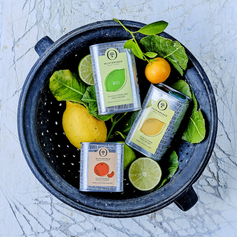 O&CO.的風味橄欖油很受歡迎，圖為青檸檬、黃檸檬、柑橘。（550元／100ml、990元／250ml，OLIVIERS&CO提供）