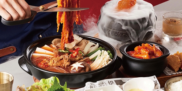 初瓦、嚮辣西門店食物中毒案延燒,至今累計共103人就醫。(翻攝自王品集團官網)