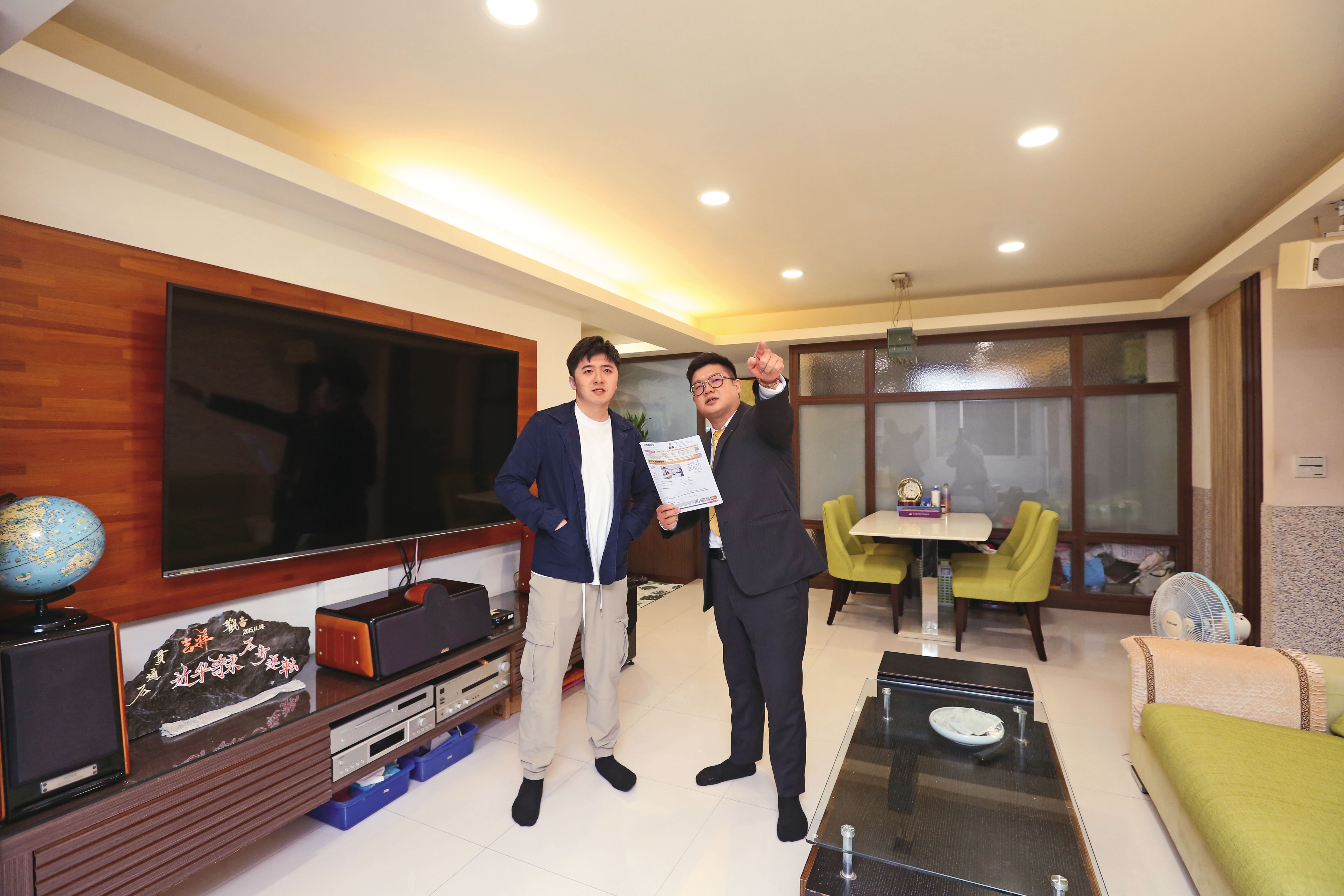 不少有迫切居住需求的新婚族選擇購買可直接入住的成屋，進而帶動中古屋市場。