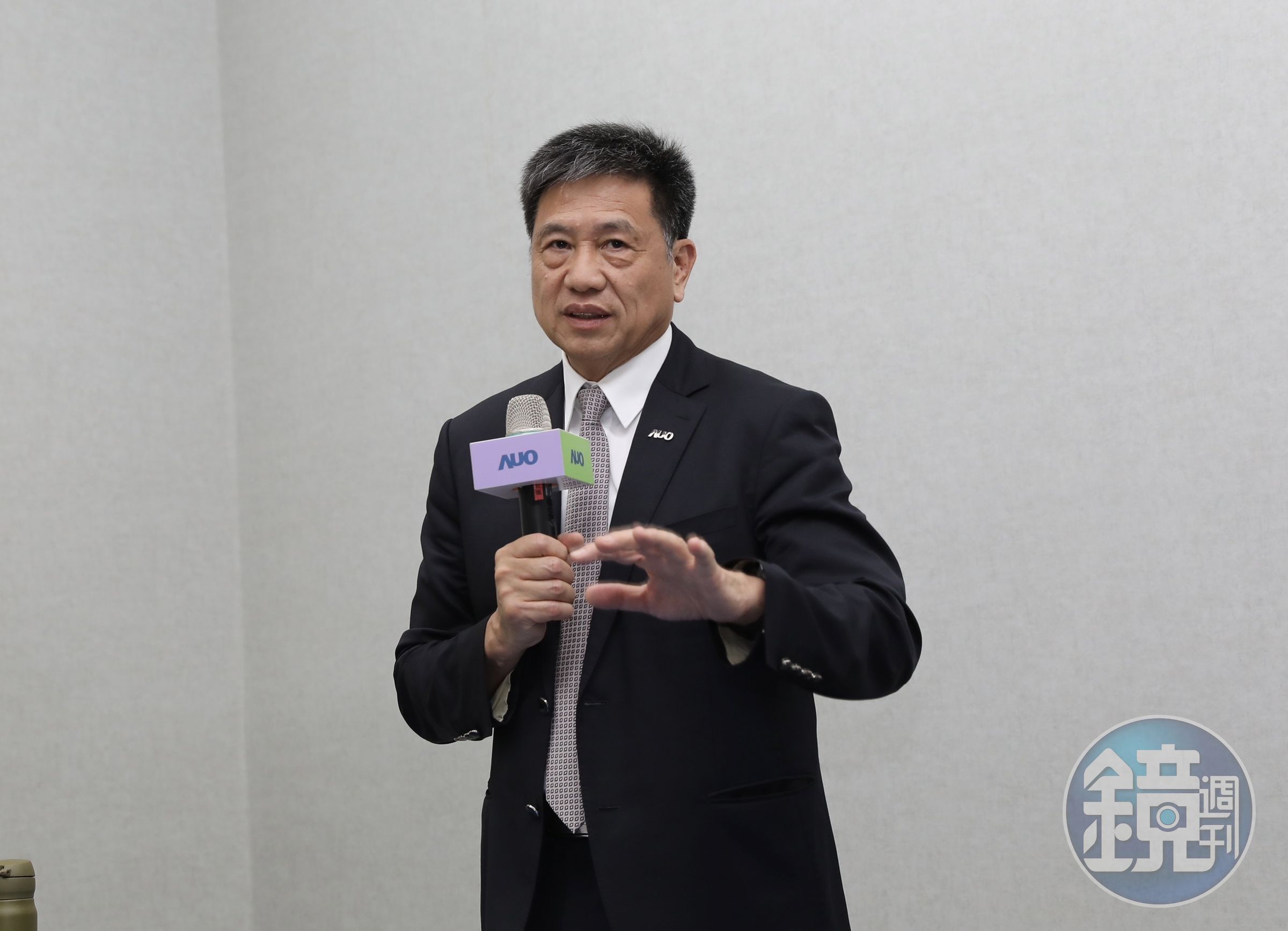 今年迎來運動賽事和AI PC,彭双浪看好面板景氣走出低谷恢復成長。