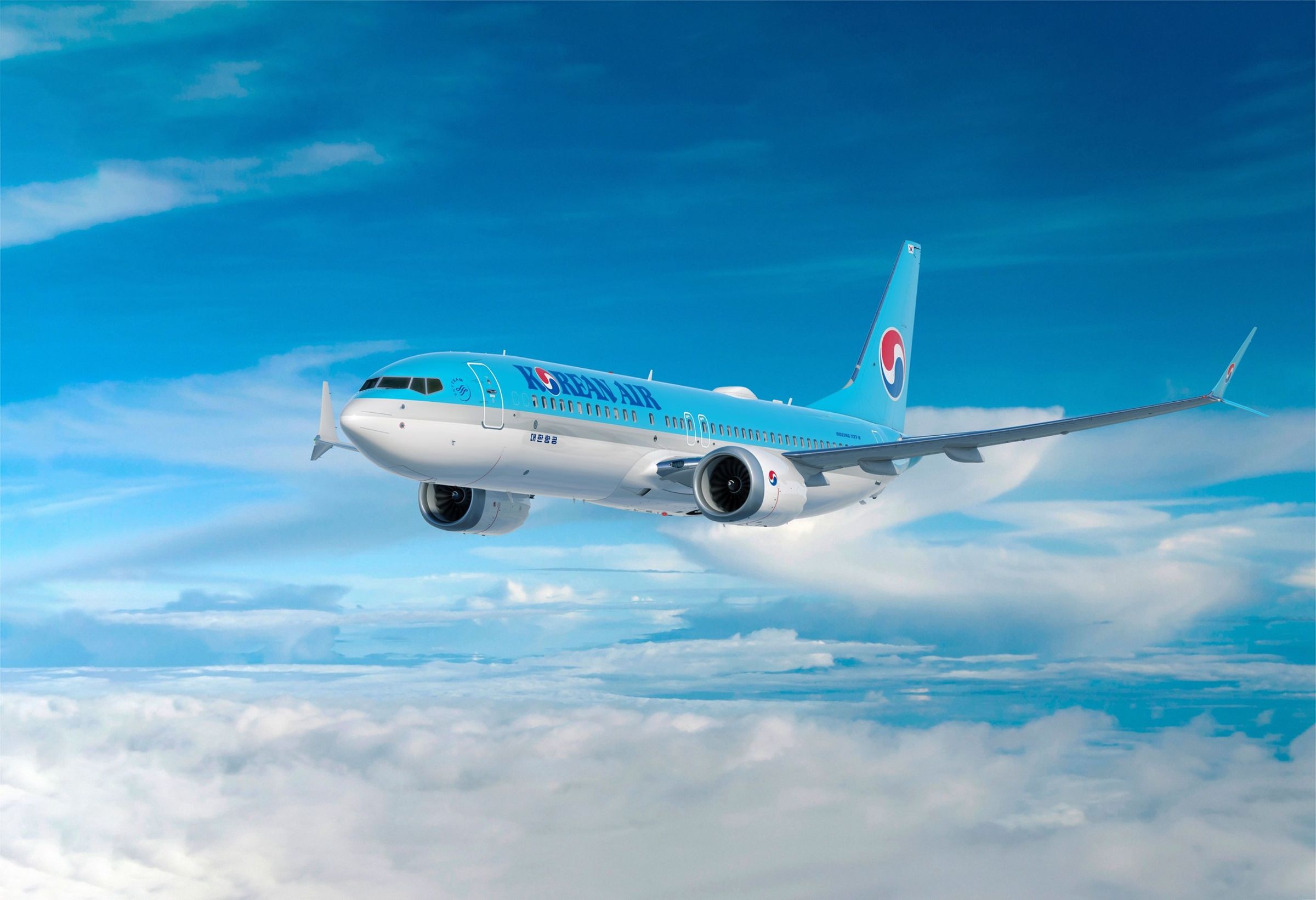 大韓航空宣布，長途航班經濟艙15日起不再提供杯裝泡麵，改以其他零食代替。（翻攝自臉書@Korean Air）