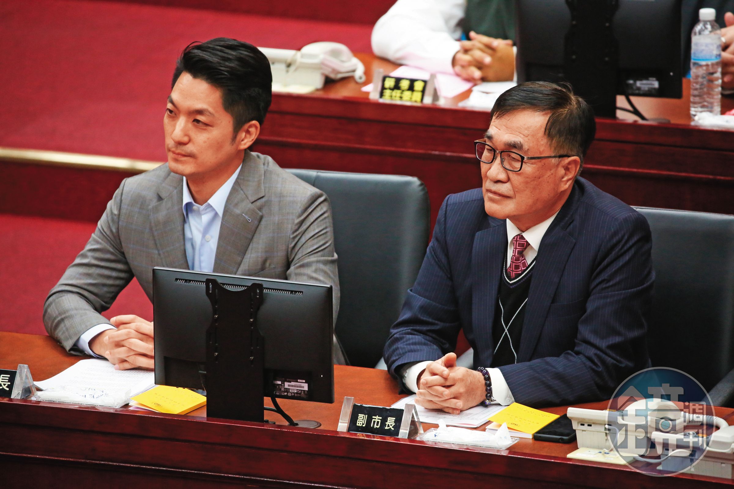 台北市副市長李四川(右)身段柔軟,在政壇零負評,黨內看好是立法院祕書長最適人選。左為台北市長蔣萬安。