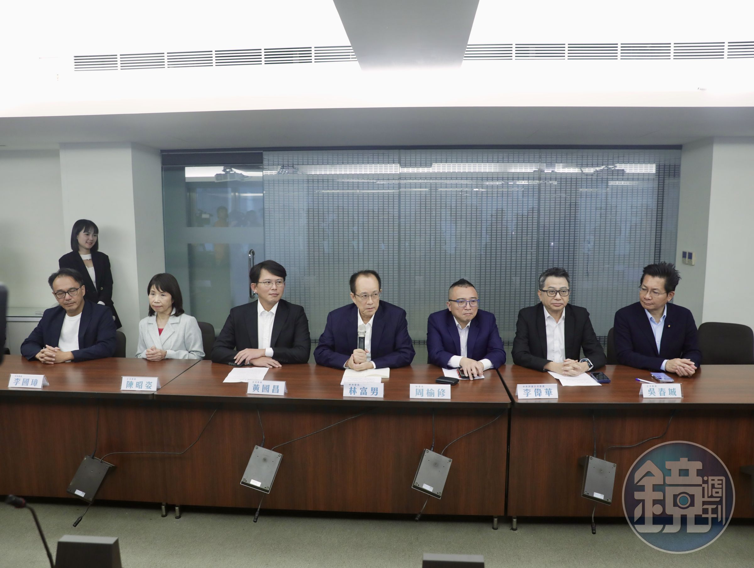 台灣民眾黨昨通過讓柯文哲再度請假3個月。