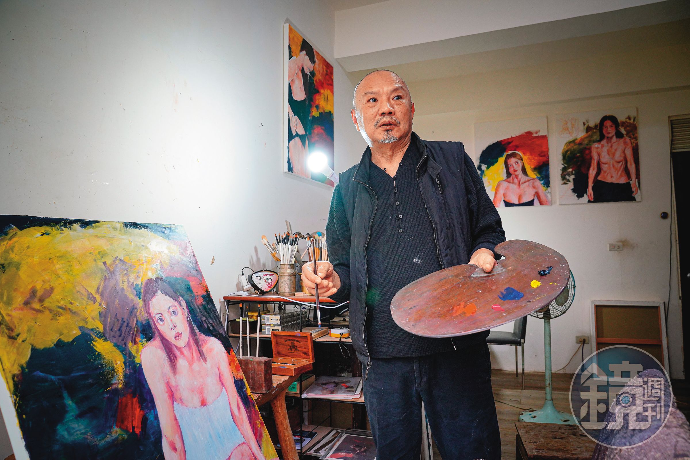 近年梁平正重新投入繪畫創作,在講究快速、油畫常以壓克力顏料繪成的年代,他仍堅持用傳統油畫顏料,呈現作品的肌理和層次。