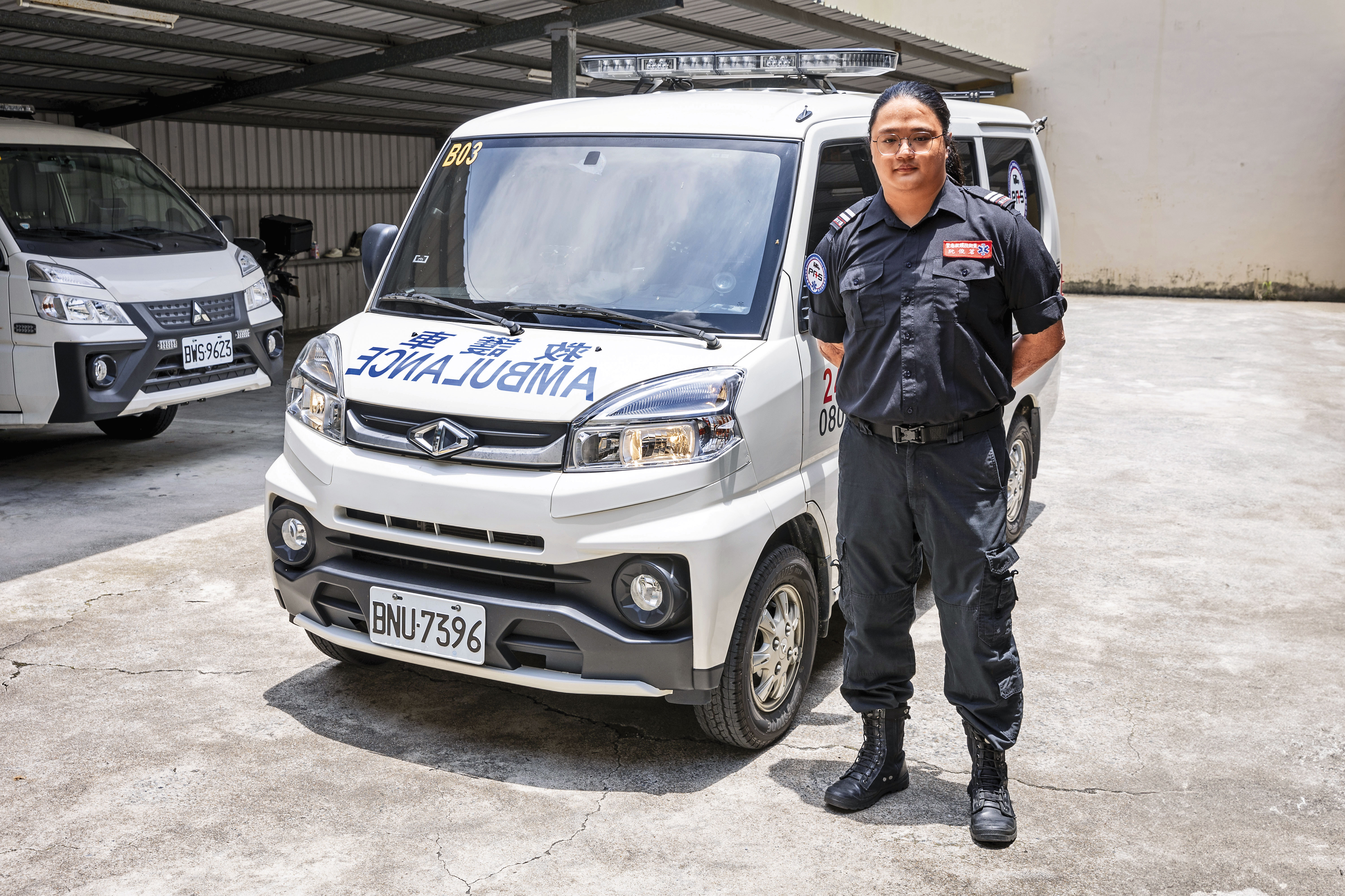 阮俊茗現職為急救員，在救護車公司擔任駕駛，目前正在準備護理師執照考試。