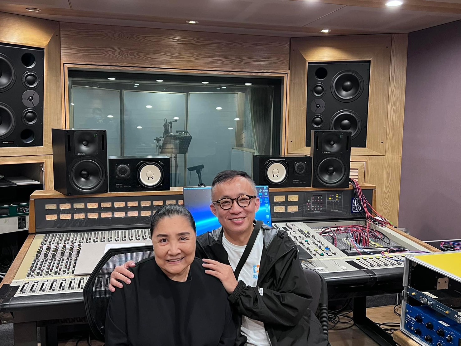 陳盈潔去年急性腎衰竭住院,好友許常德曝光她最新狀況。(翻攝許常德臉書)