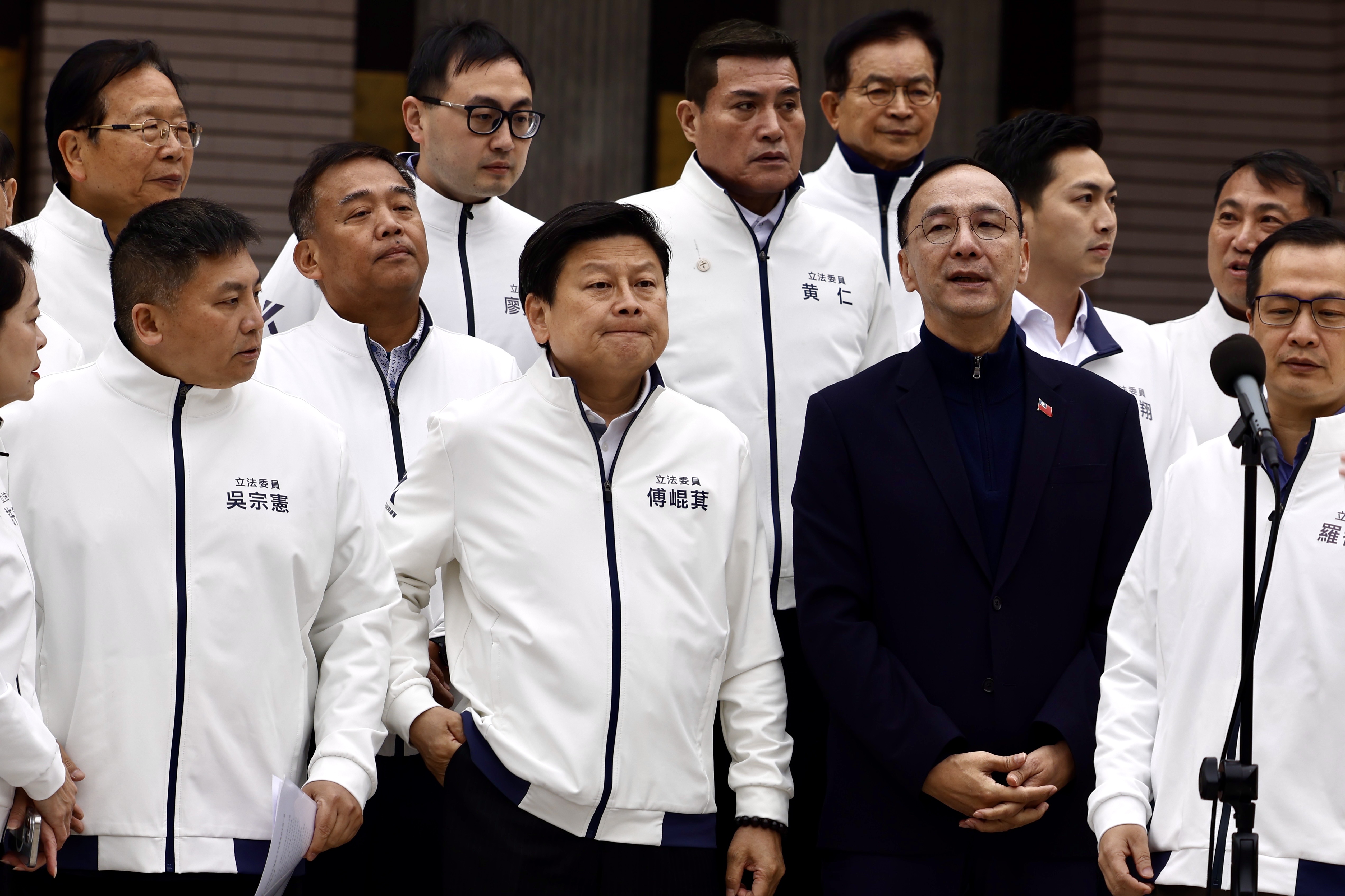 朱立倫日前率領藍營立委宣示要提出反廢死、反戒嚴公投。