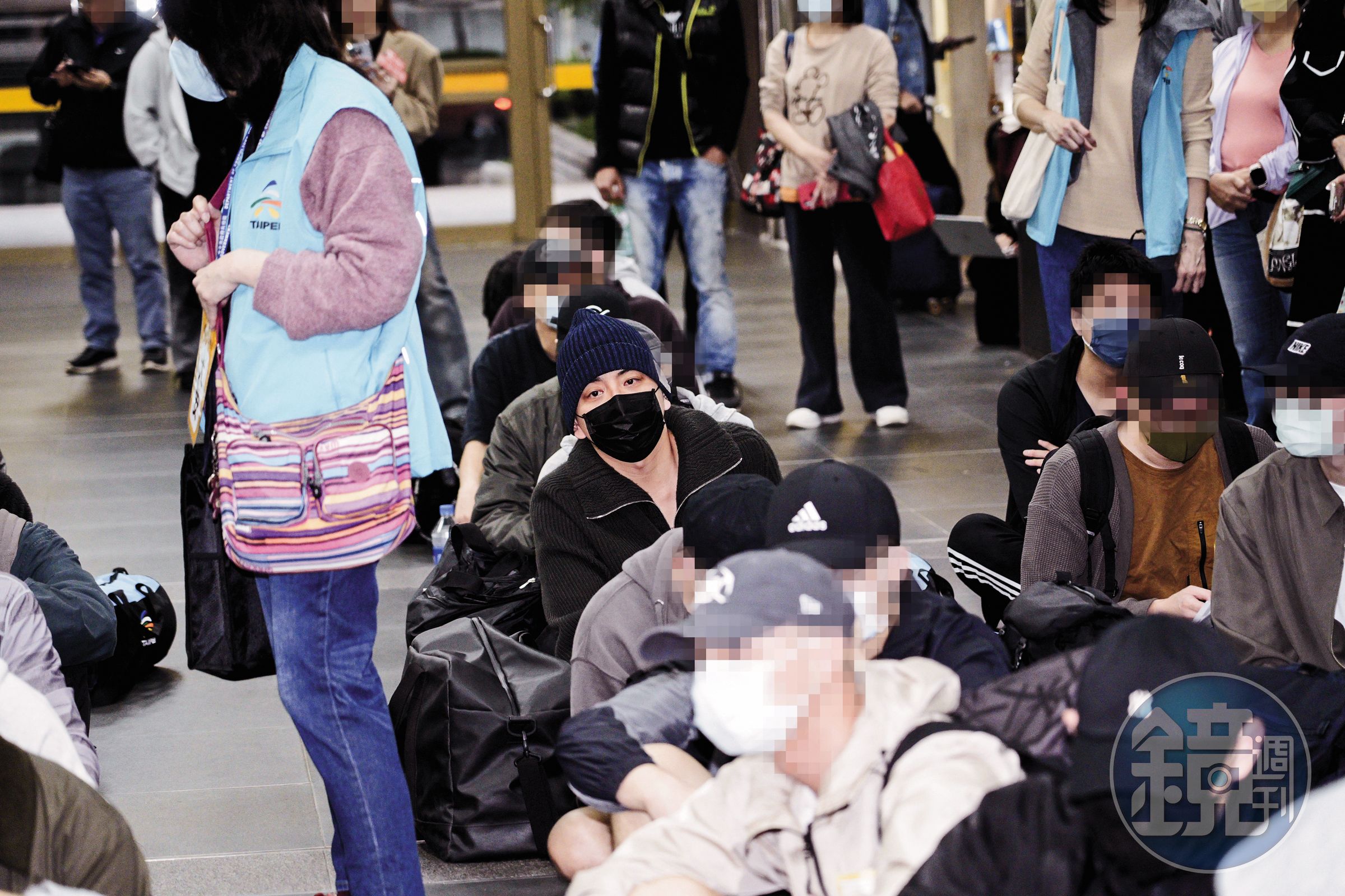 由王大陸開始，一連串逃兵藝人接續遭到調查。