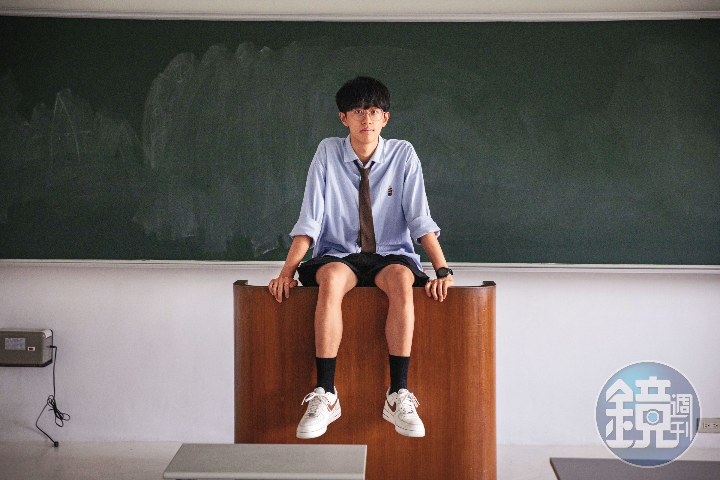 康平皓，20歲，台中市，大學生
