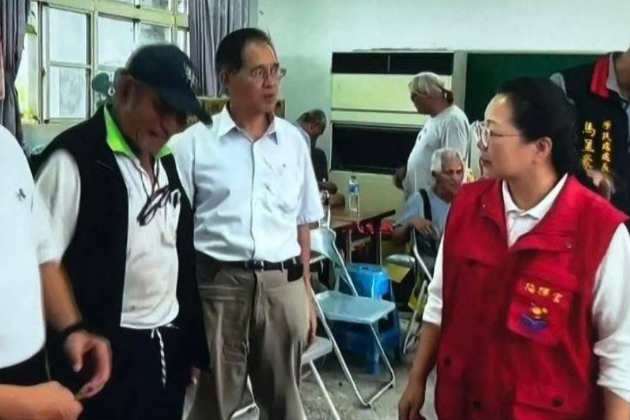 親綠粉專「蕪菁雜誌」造謠後於深夜發文道歉。（翻攝自蕪菁雜誌臉書）