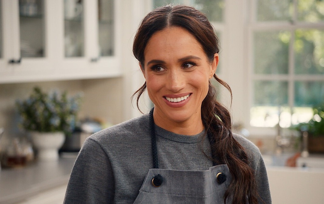 梅根近來經營自己的生活風格品牌,推出多項產品。(翻攝Netflix)