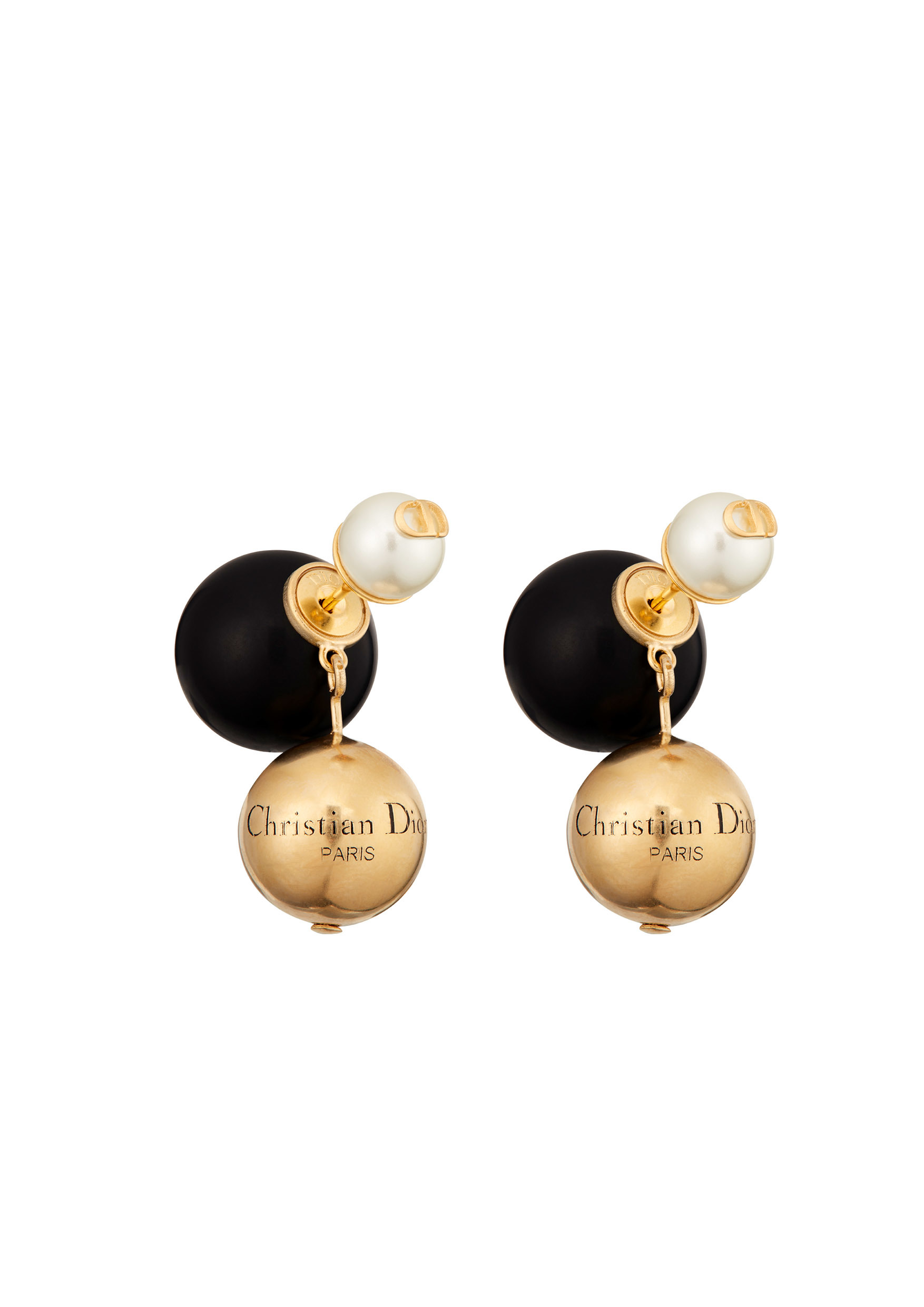 DIOR Tribales D-Pepite黑白色珍珠金屬耳環。NT$20,500（迪奧提供）
