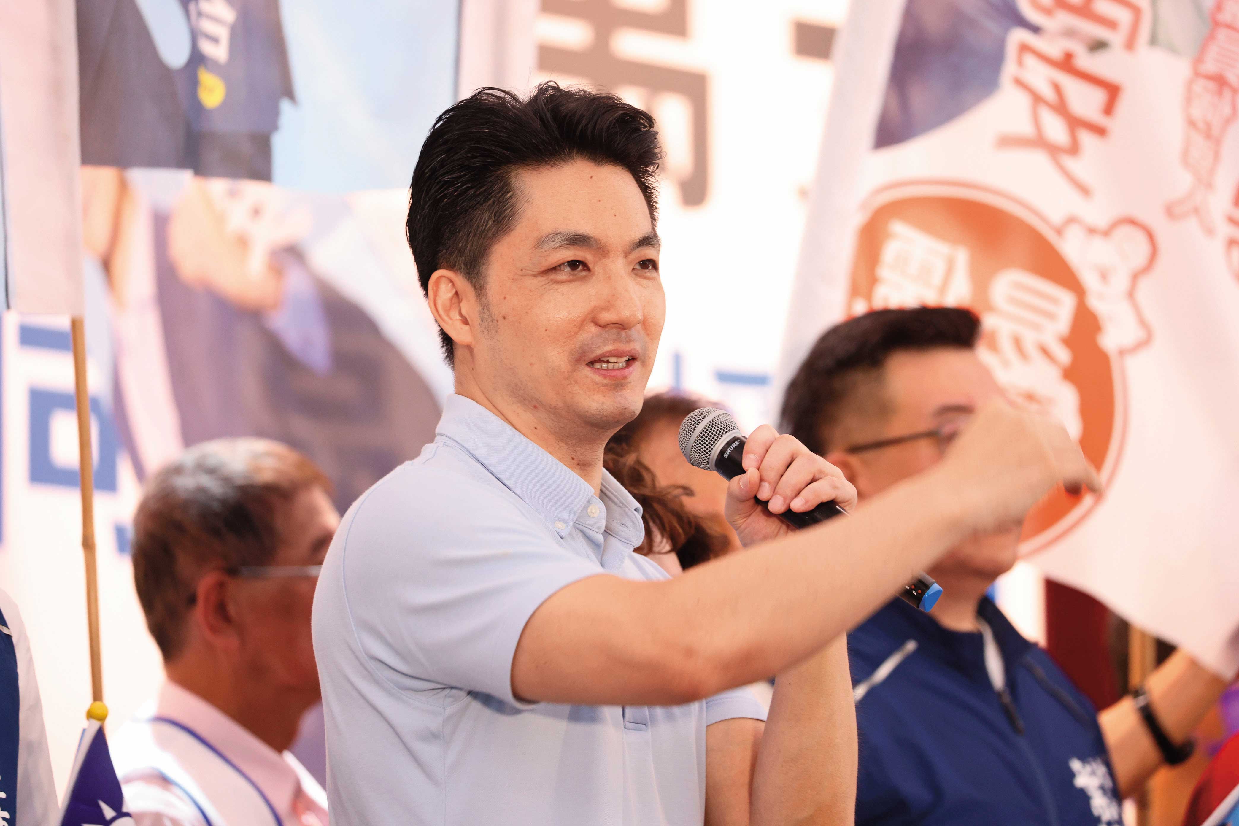 蔣萬安將轉換成選舉模式,中秋連假掃街恰能測試他的政治人氣。(鏡報劉耀勻)