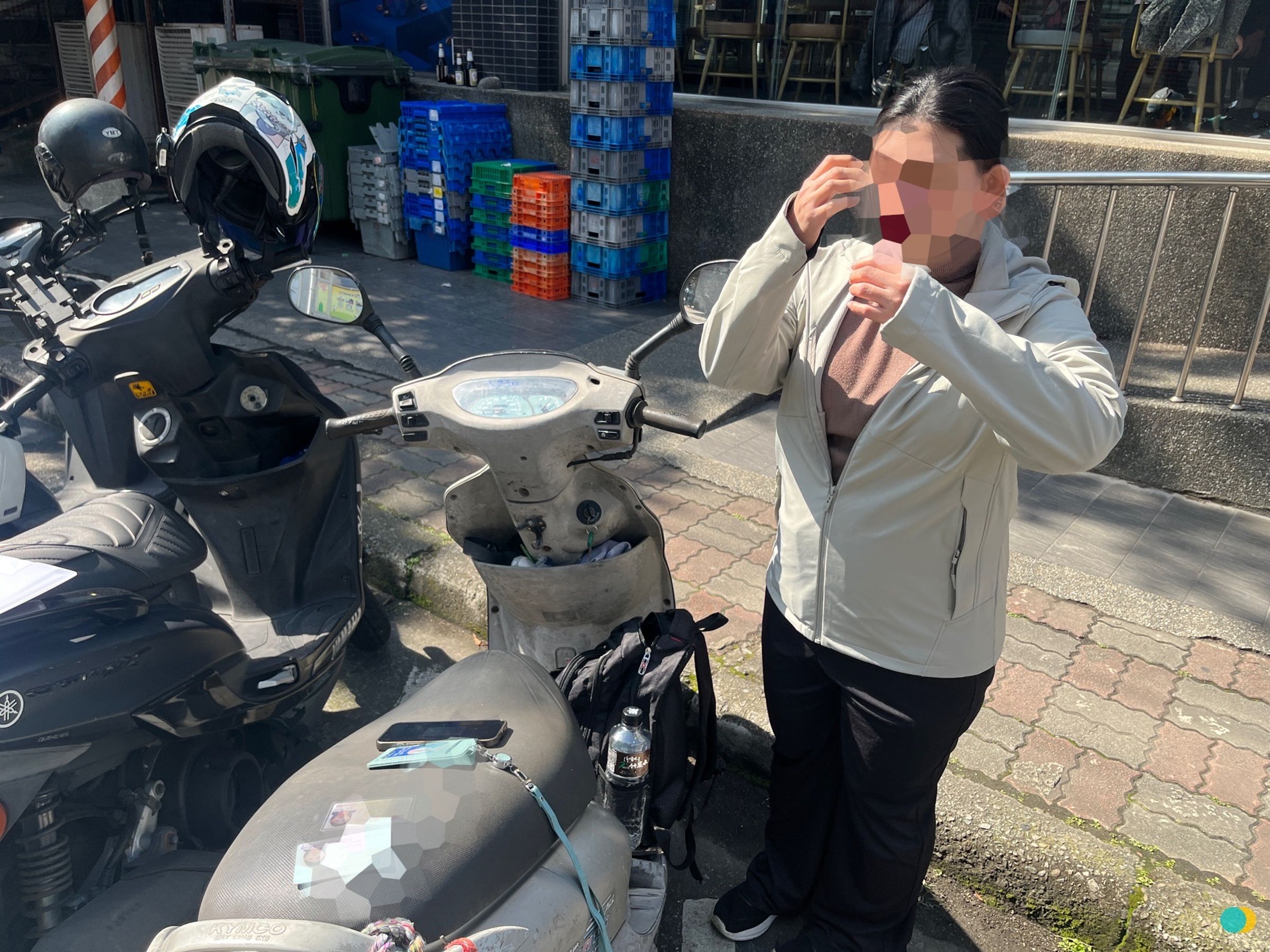 警方逮捕陳姓女車手。(警方提供)