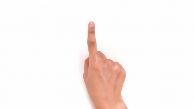 美國一名女顧客在紐約連鎖餐廳吃沙拉時，竟咬到一隻斷指。（示意圖，photoAC）