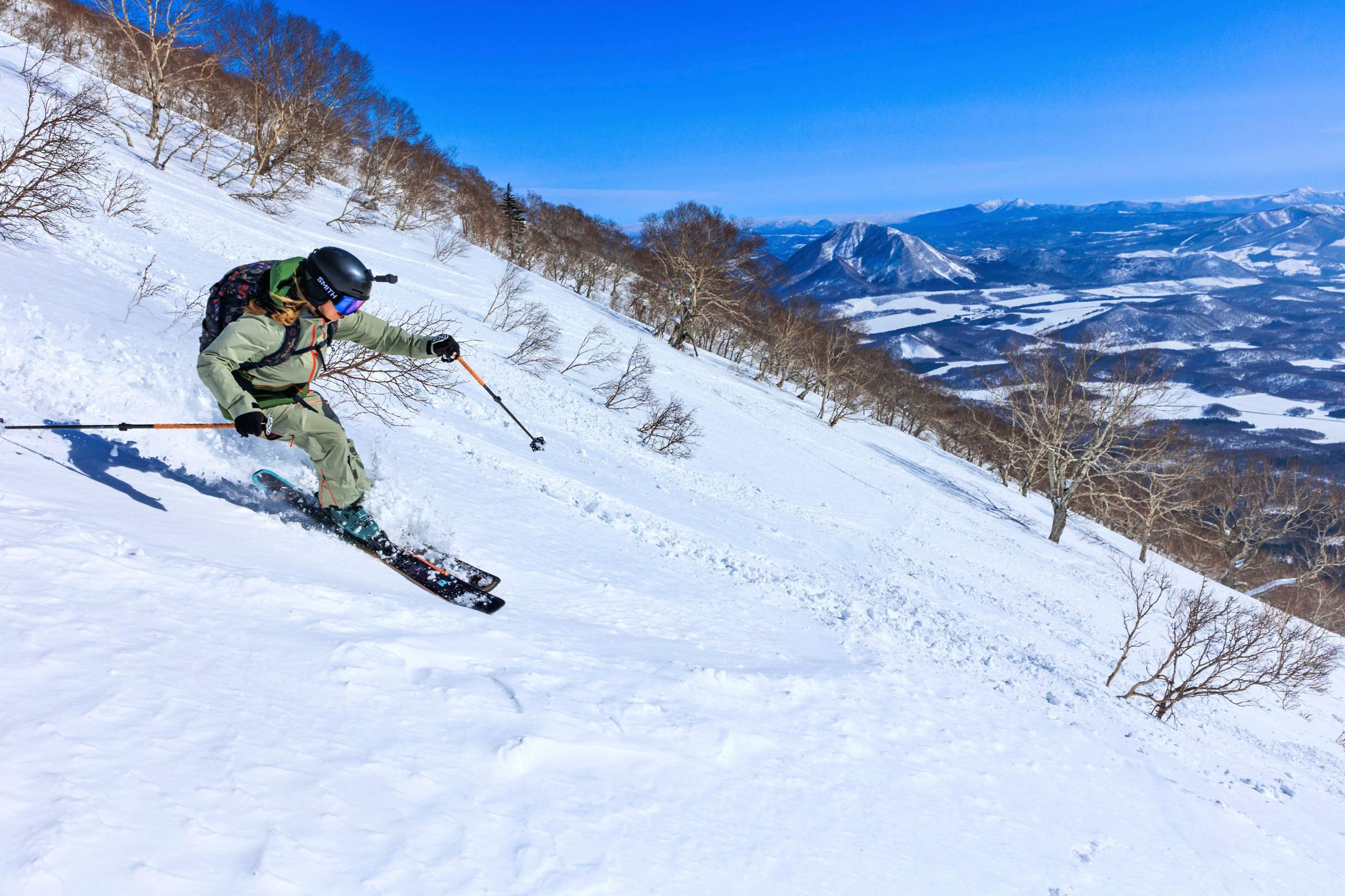 日本北海道旭川市今（23）日下午，一名疑似台灣籍的男性遊客受困於雪場周邊山區；示意圖，非當事人。（翻攝自pexels）