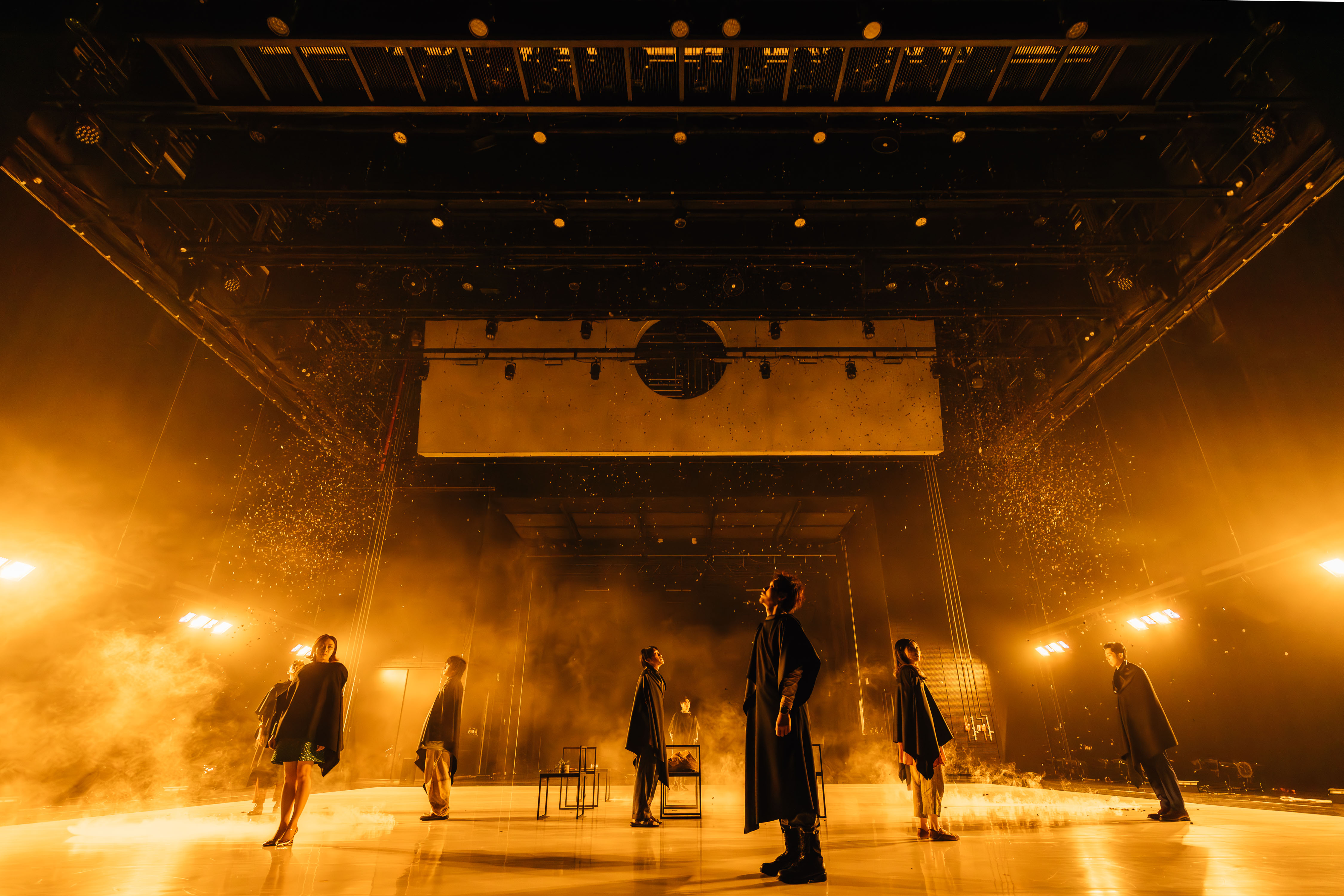 廖音喬以《太陽》入圍最佳劇場設計(舞台設計)。四把椅子劇團《太陽》除了劇場設計,還獲最佳戲劇、導演、燈光、聲音共獲6項提名,為本屆入圍最多的作品。(黃煌智攝影;台北戲劇獎提供)