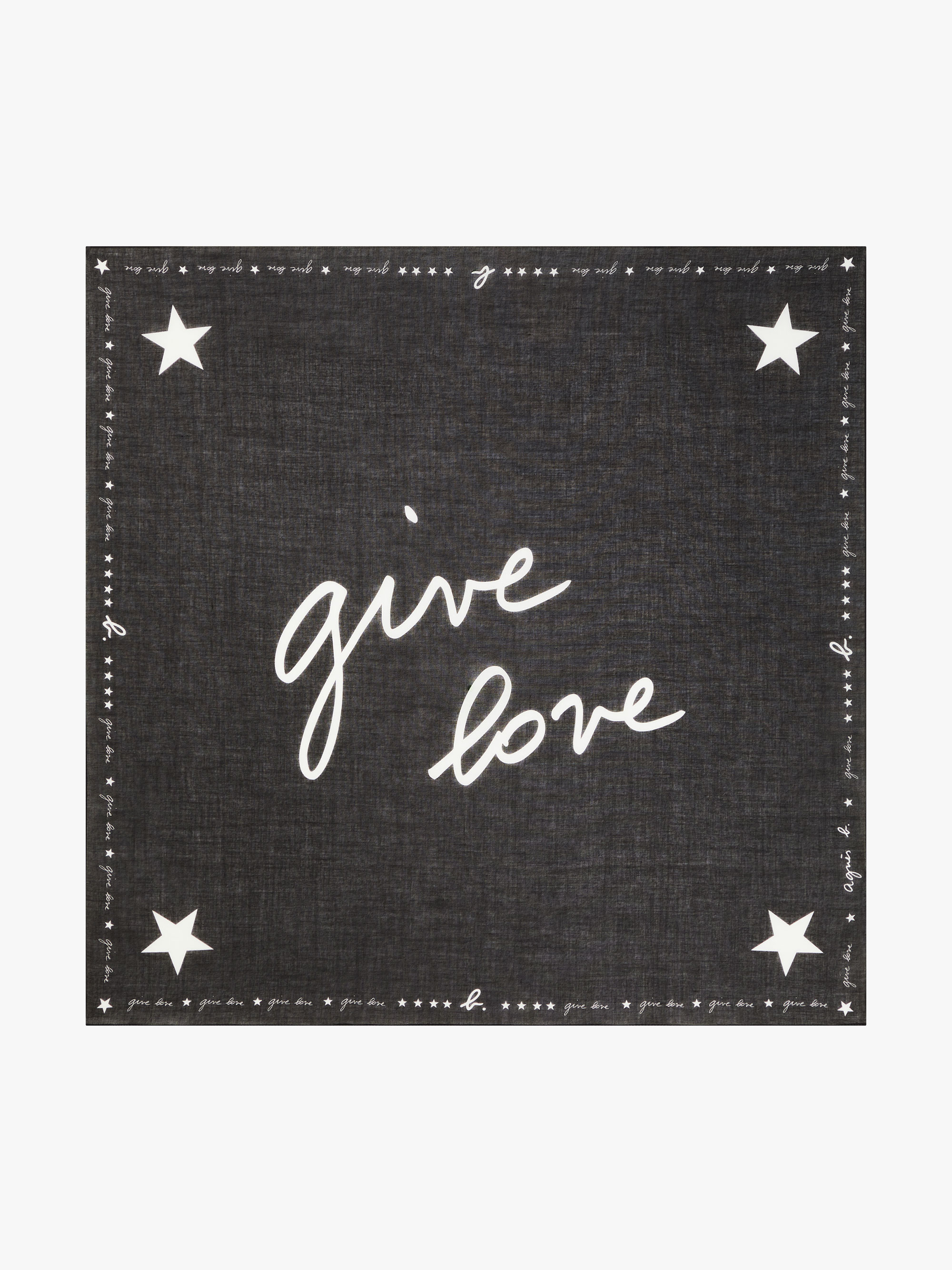 give love 棉質方巾。NT$2,280（agnès b.提供）       