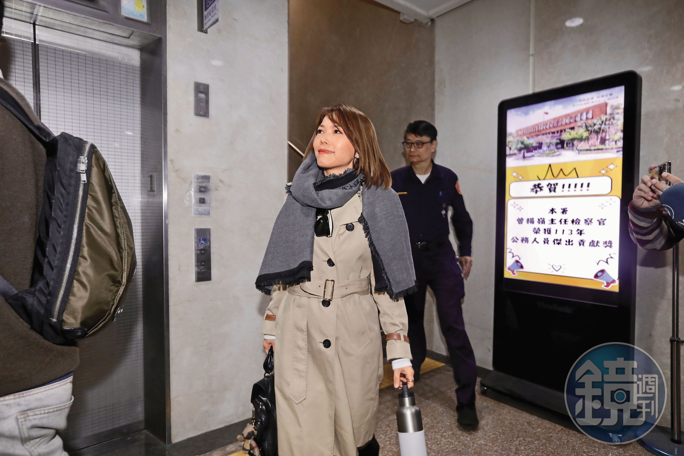 民眾黨立院黨團主任陳智菡涉政治獻金抽佣被查辦。
