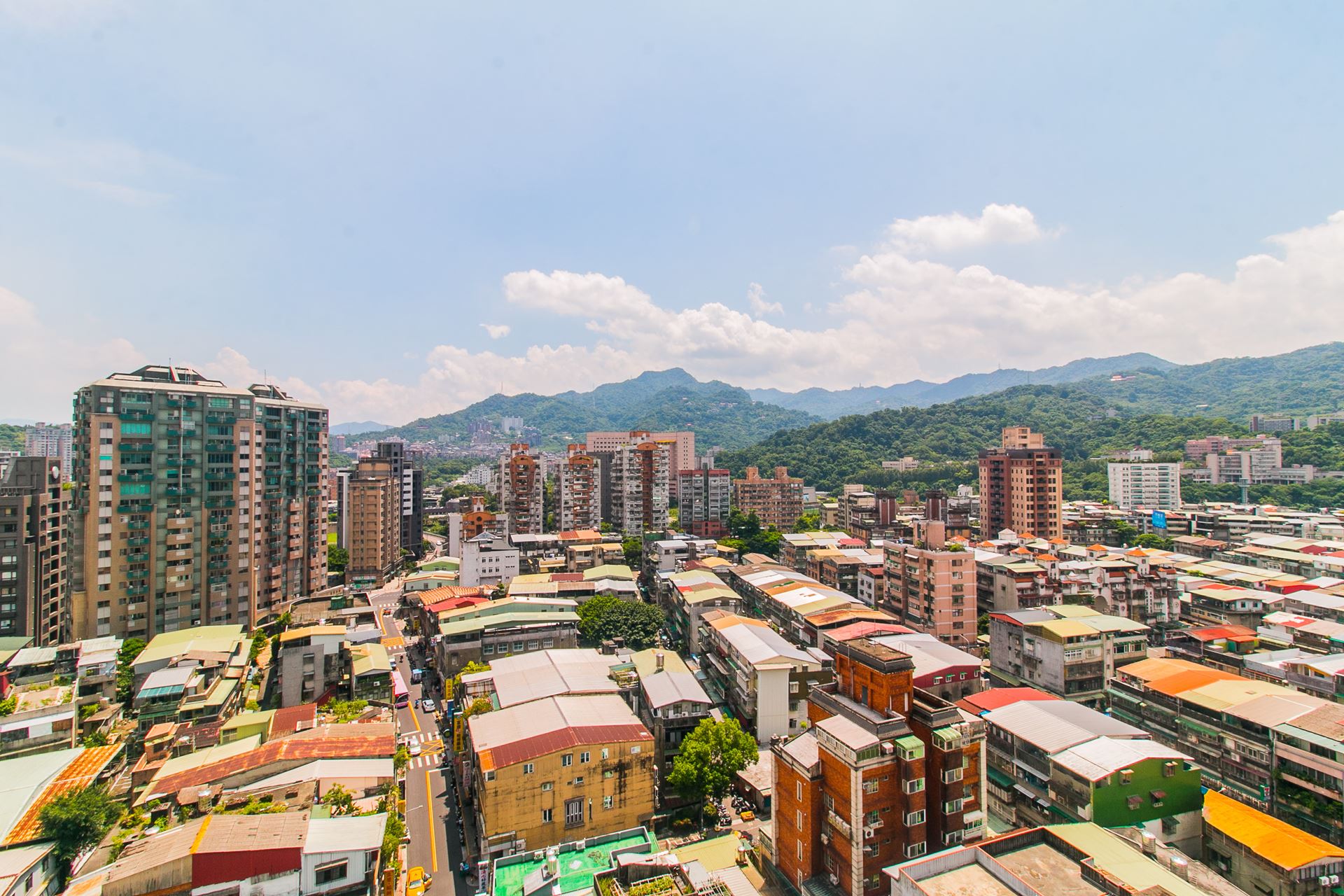 《房地合一2.0》2025年前三季的短期交易占比12.6%，已創《房地合一2.0》上路以來的新低。（房市示意圖／永慶房產集團提供）