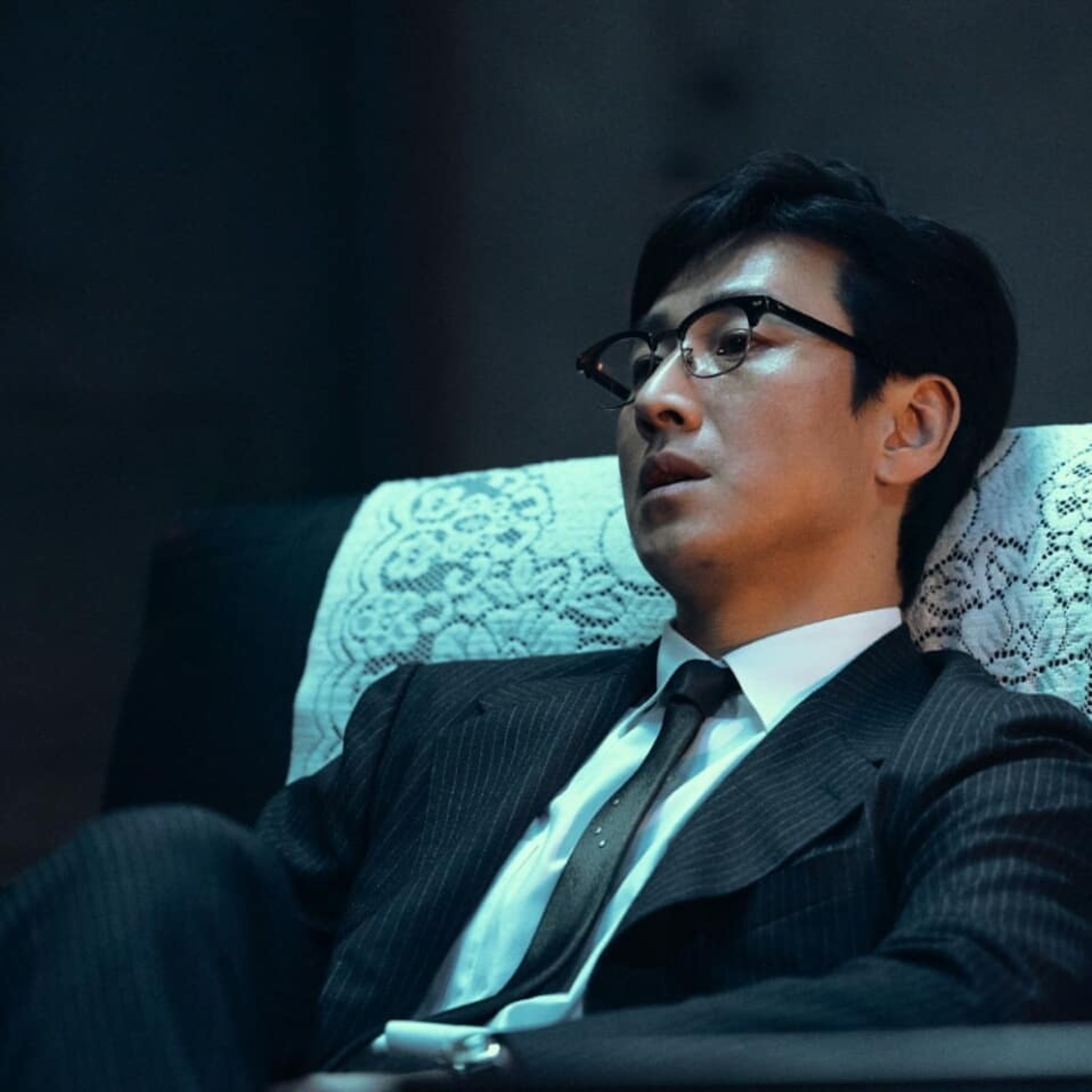 李善均去的高級聲色場所採會員制,他經熟人介紹認識了在該處工作的29歲A女,在她家多次吸毒。(翻攝李善均INS)