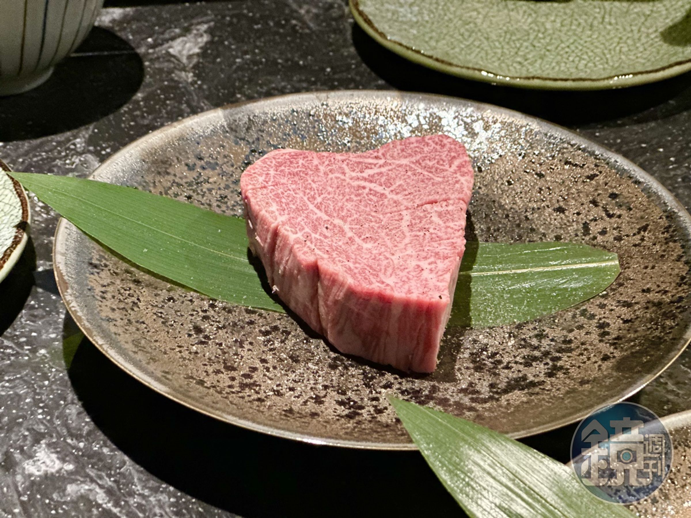 「日本和牛A5夏多布里昂」油花富麗,肉質柔軟化口。(需加1,280元換購)