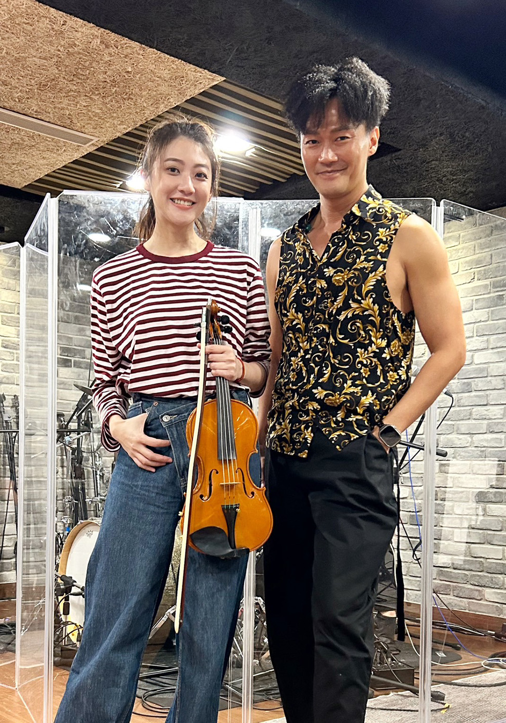 林俊逸特地改編了一首經典歌曲,自信表示「要瞬間點燃全場氣氛!」(鑫羽工作室提供)