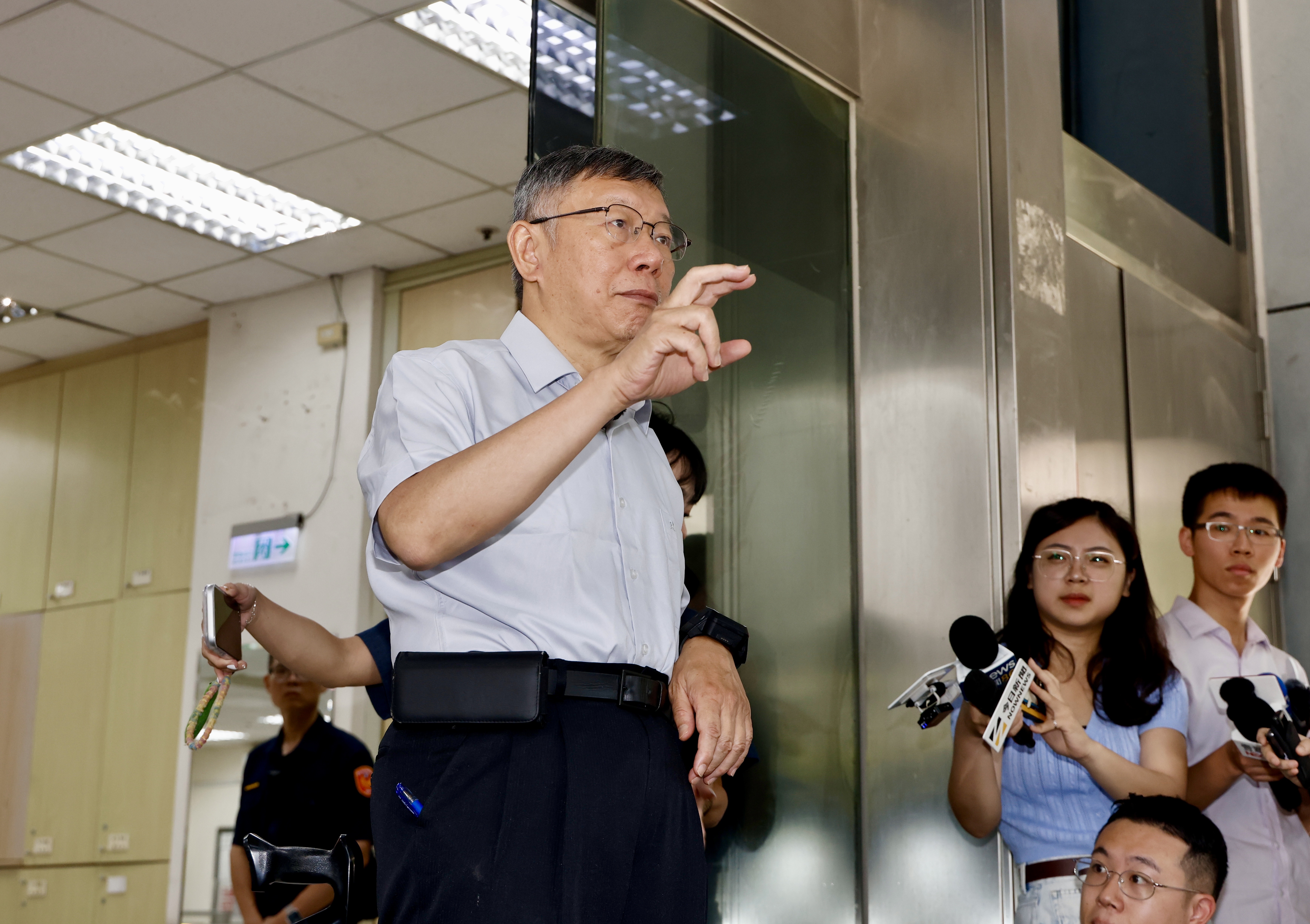民眾黨主席前柯文哲今將至高院出庭針對侵占政治獻金及掏空眾望基金會案進行準備程序。