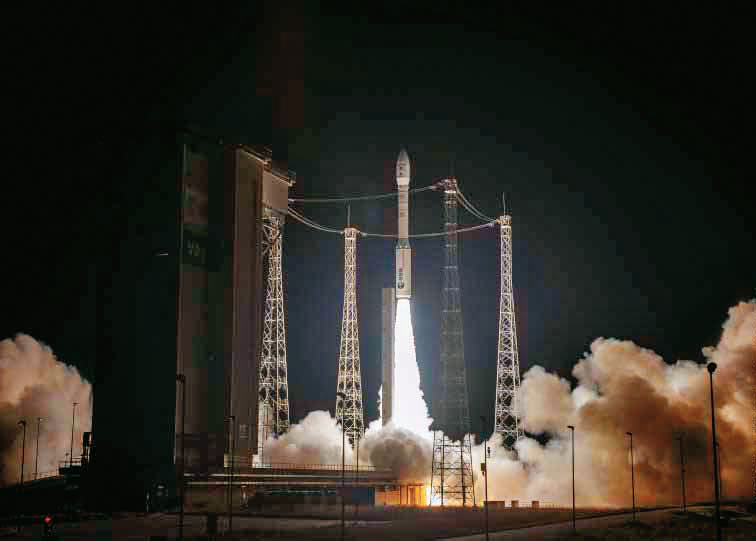 台灣2023年首枚自製氣象衛星「獵風者號衛星」升空。(翻攝自國家太空中心臉書)