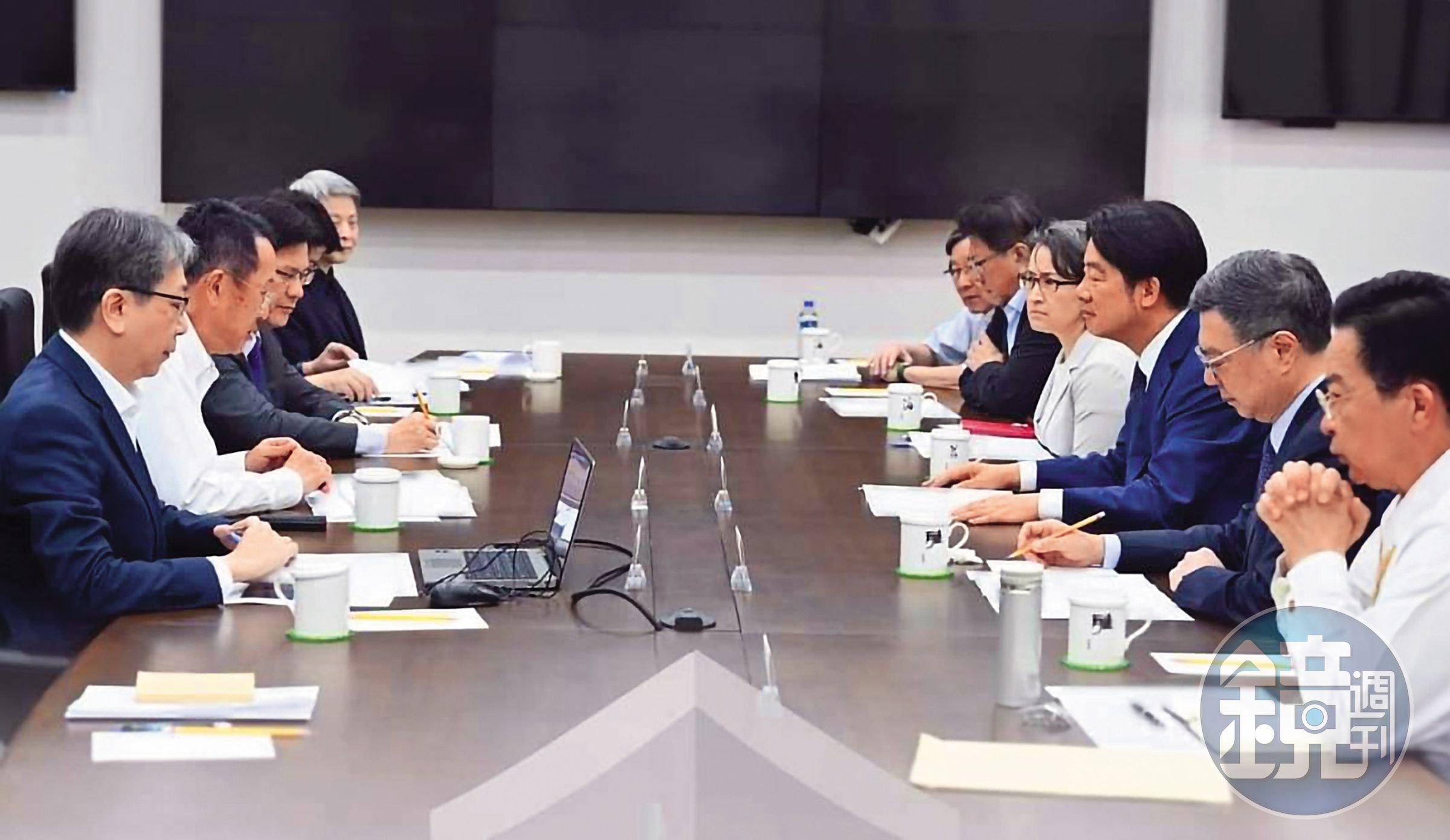 賴清德的國安團隊因龍燮角力暗潮洶湧。（翻攝賴清德臉書）