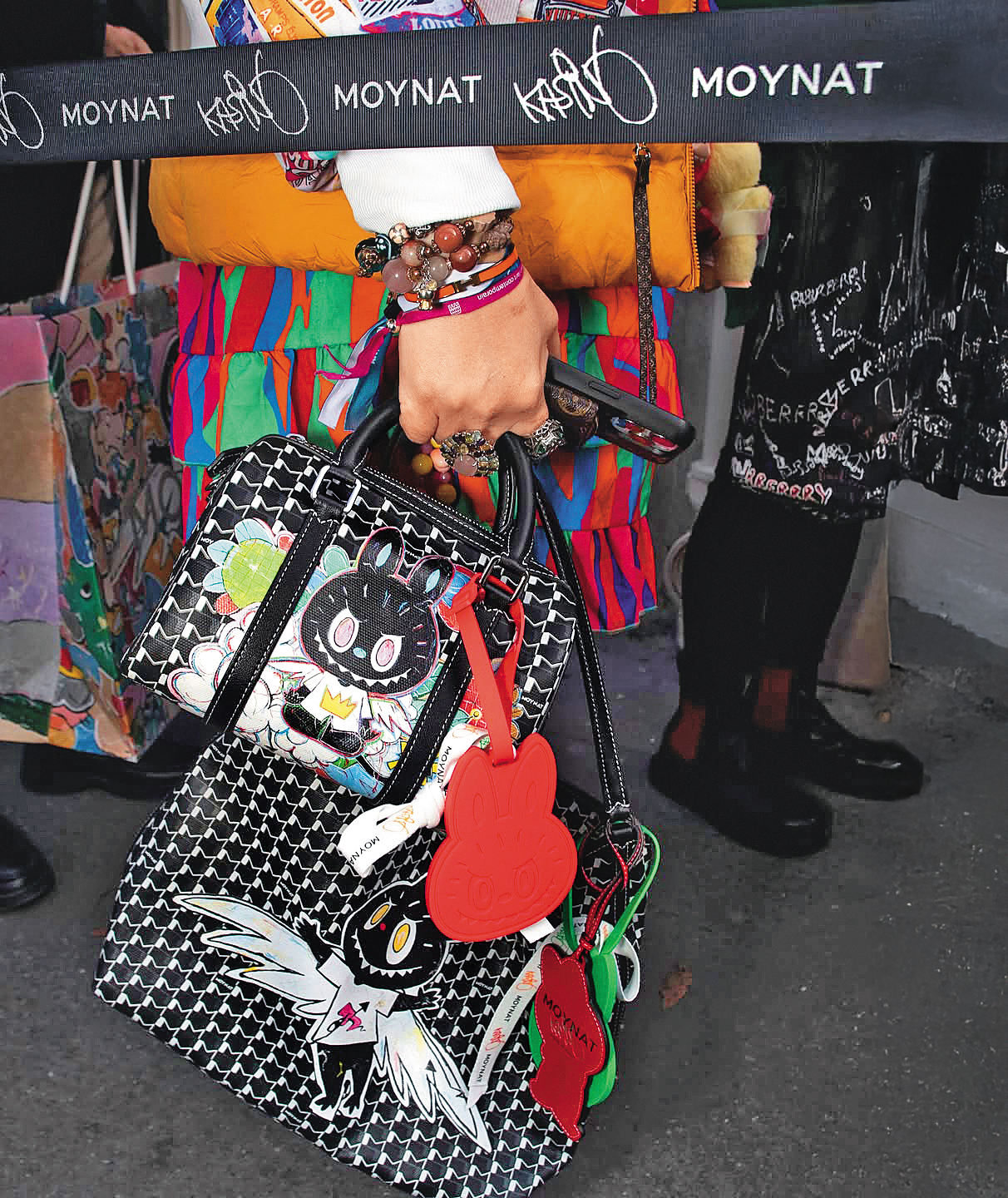 Moynat X Kasing Lung聯名系列，為品牌經典的M Canvas皮件家族，帶來嶄新活力。（翻攝自Moynat IG）