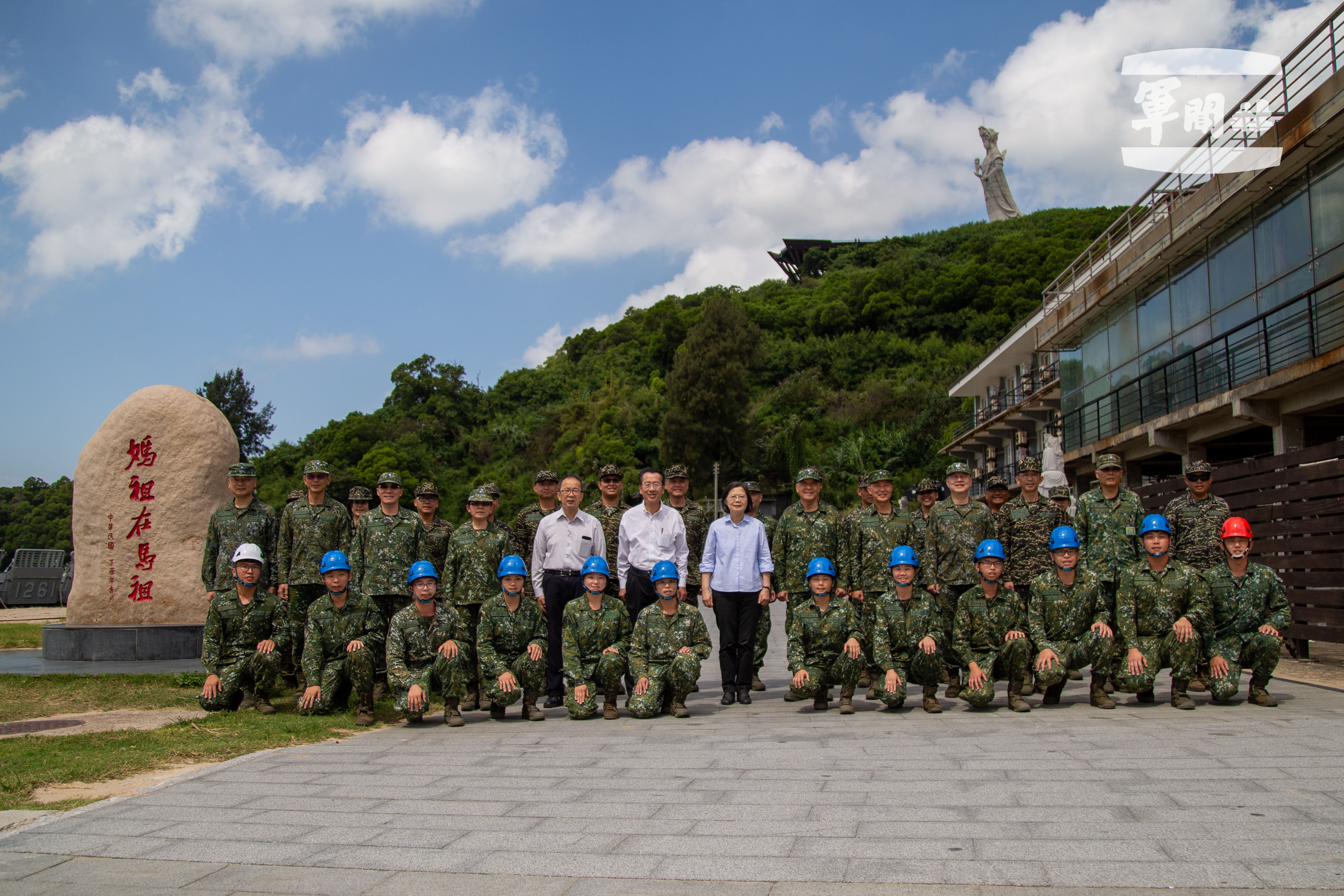 蔡英文在中秋連續假期後到馬祖視察國軍。(總統府提供)