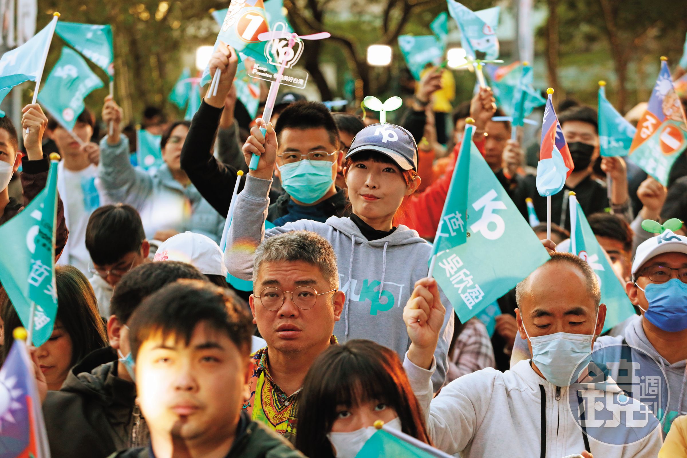 民眾黨在國會雖只有8席,但因3黨不過半,成為握有決定權的關鍵少數。