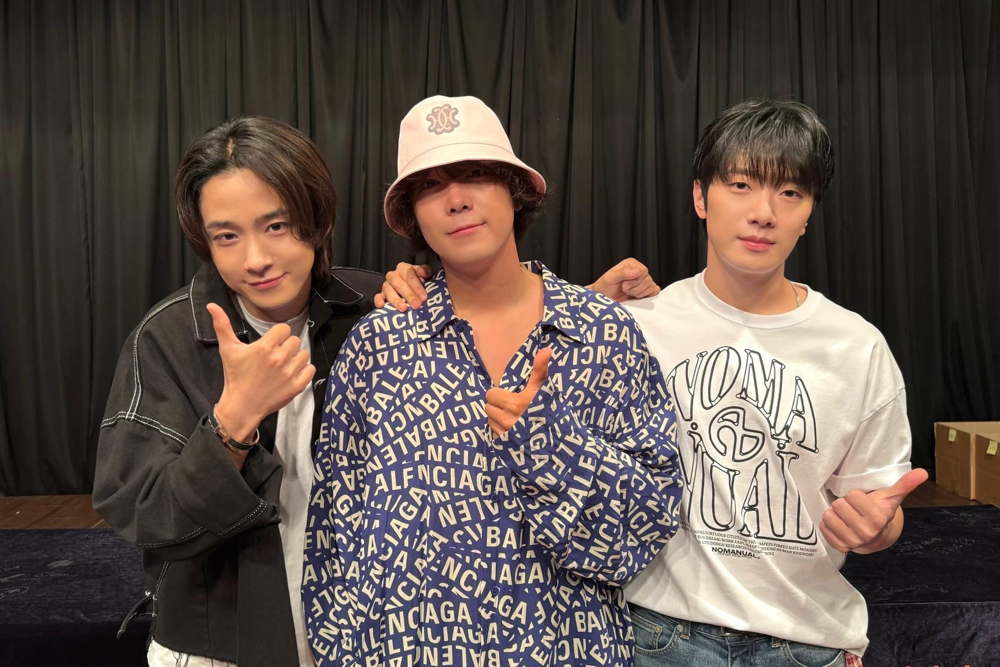 FTISLAND鼓手崔敏煥（右）爆出上酒店醜聞，如今只剩主唱李洪基（中）、貝斯手李在真（左）繼續活動。（翻攝自FTISLAND臉書）