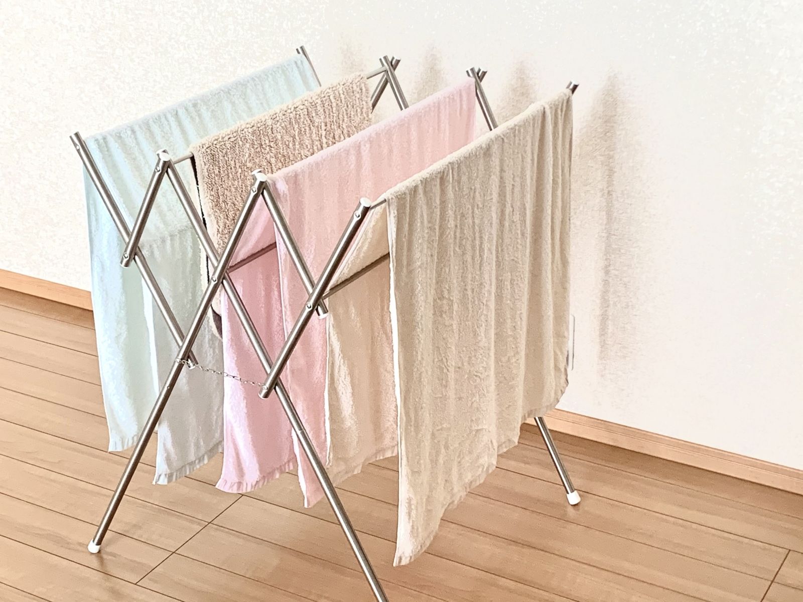 38歲人夫「摔一跤」遭曬衣架離奇勒斃 法醫驚呼:比被隕石砸到還罕見