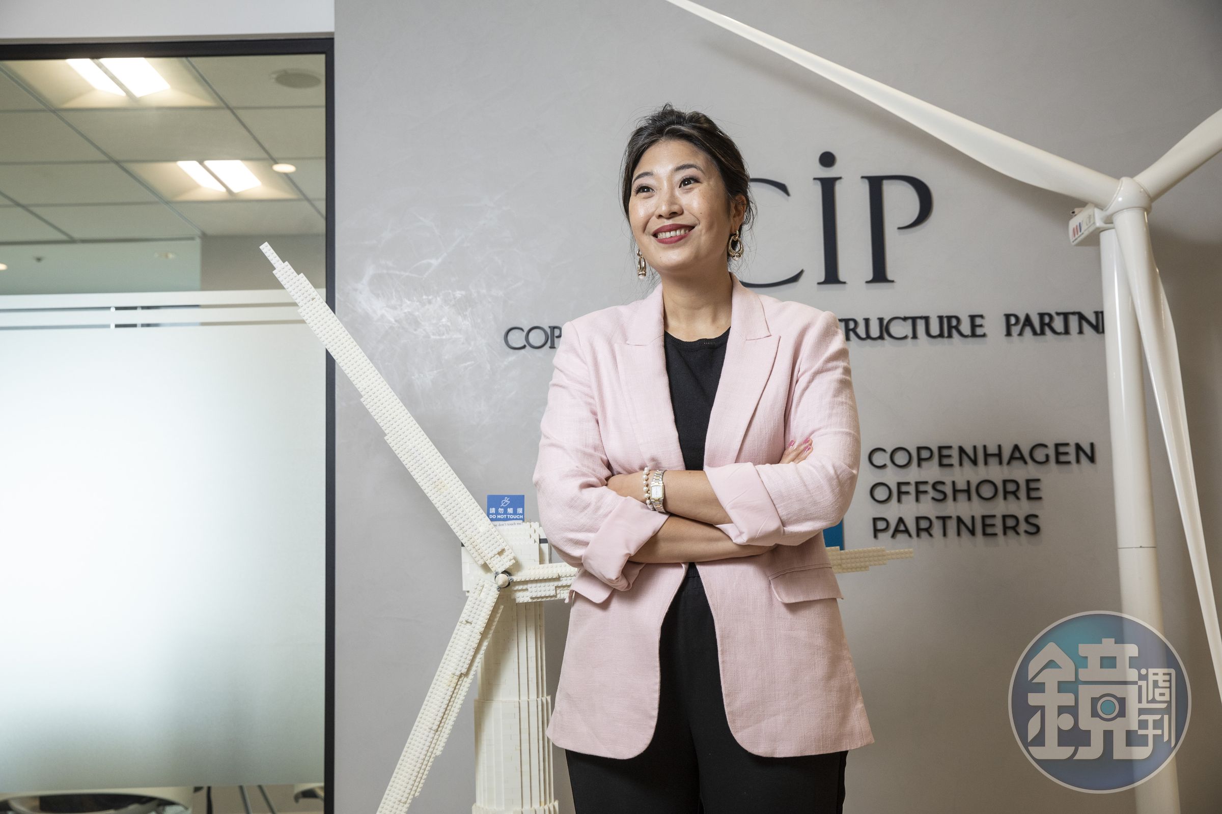 CIP今日重磅宣布,渢妙一期已獲得來自27家國際及本土銀行的支持,順利完成總金額約新台幣1,030 億元的專案融資。(圖為CIP區域總裁許乃文)