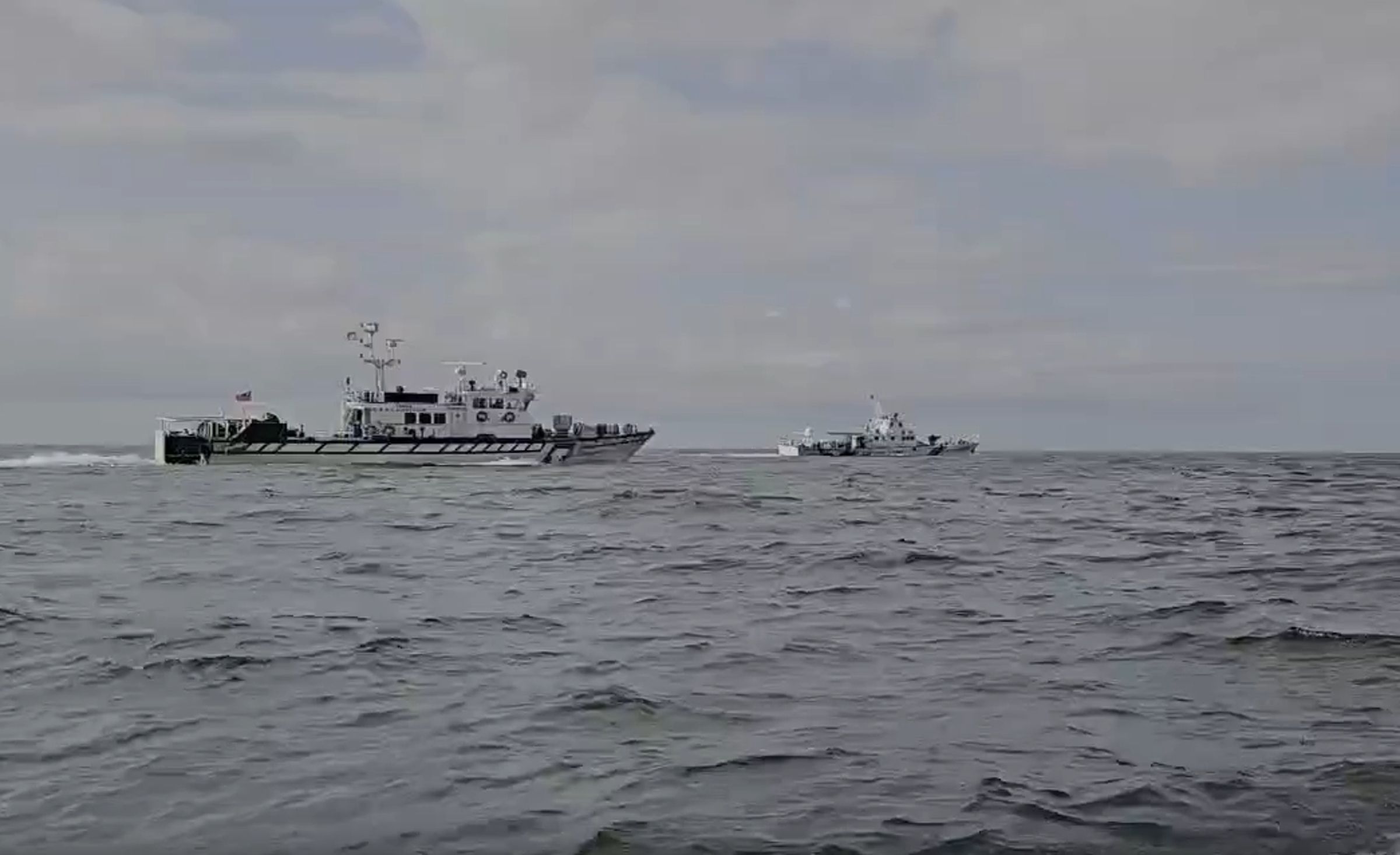 中國海警船7月首次編隊侵擾金門水域。（海巡署提供）