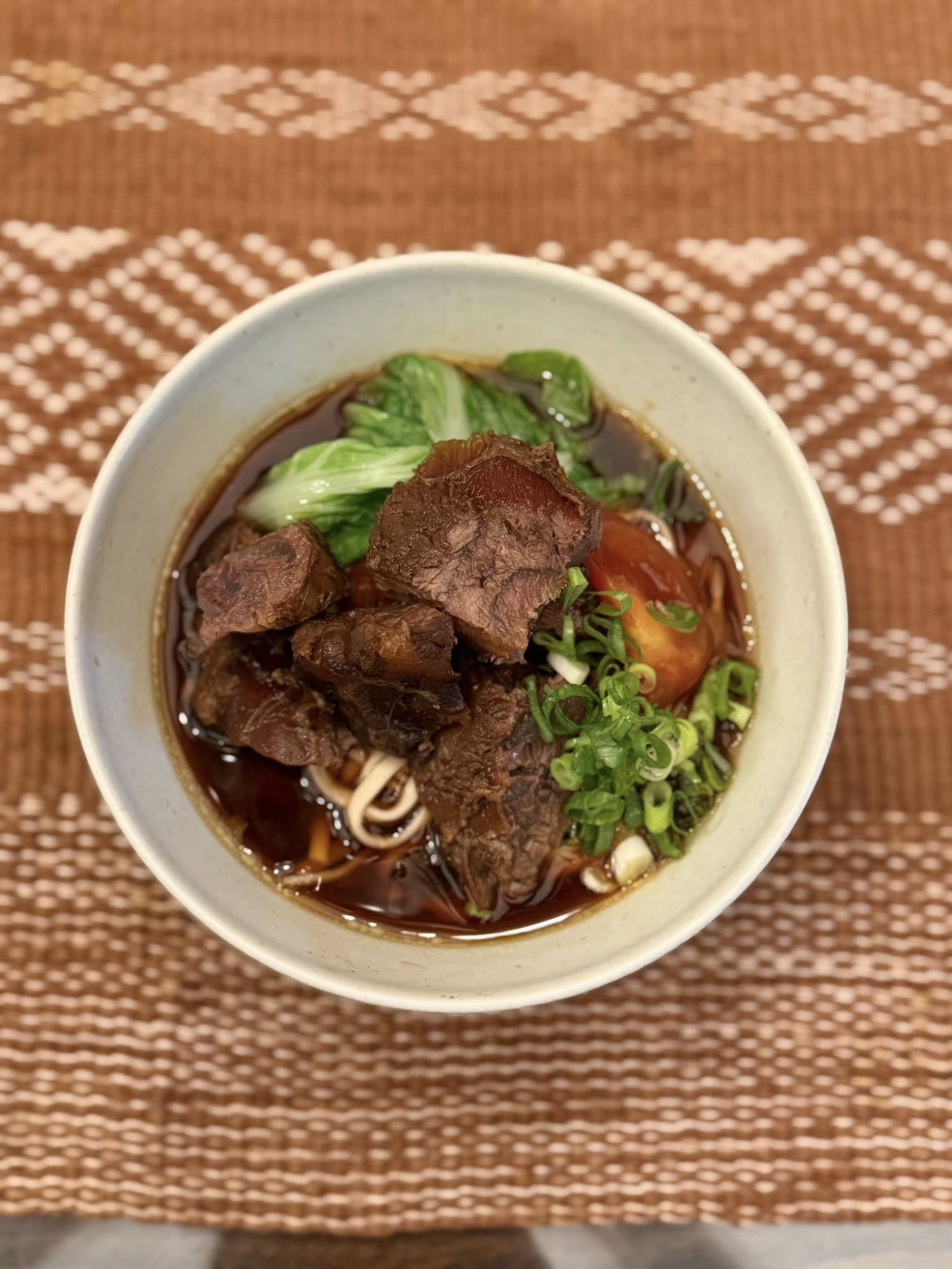 爸爸做的家常牛肉麵,是我心裡最好吃的一碗牛肉麵。