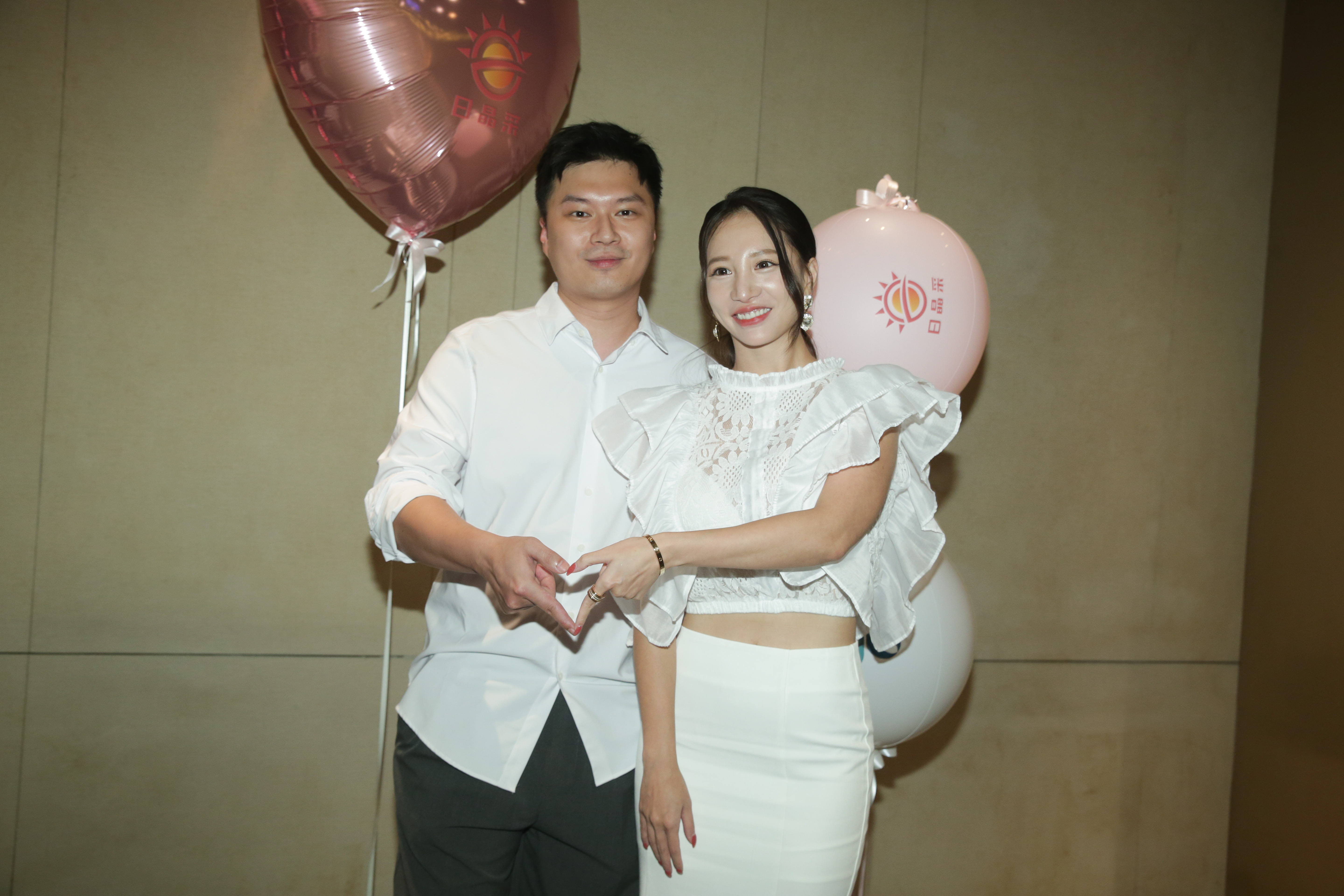 林采緹與陳泓均穩交3年。