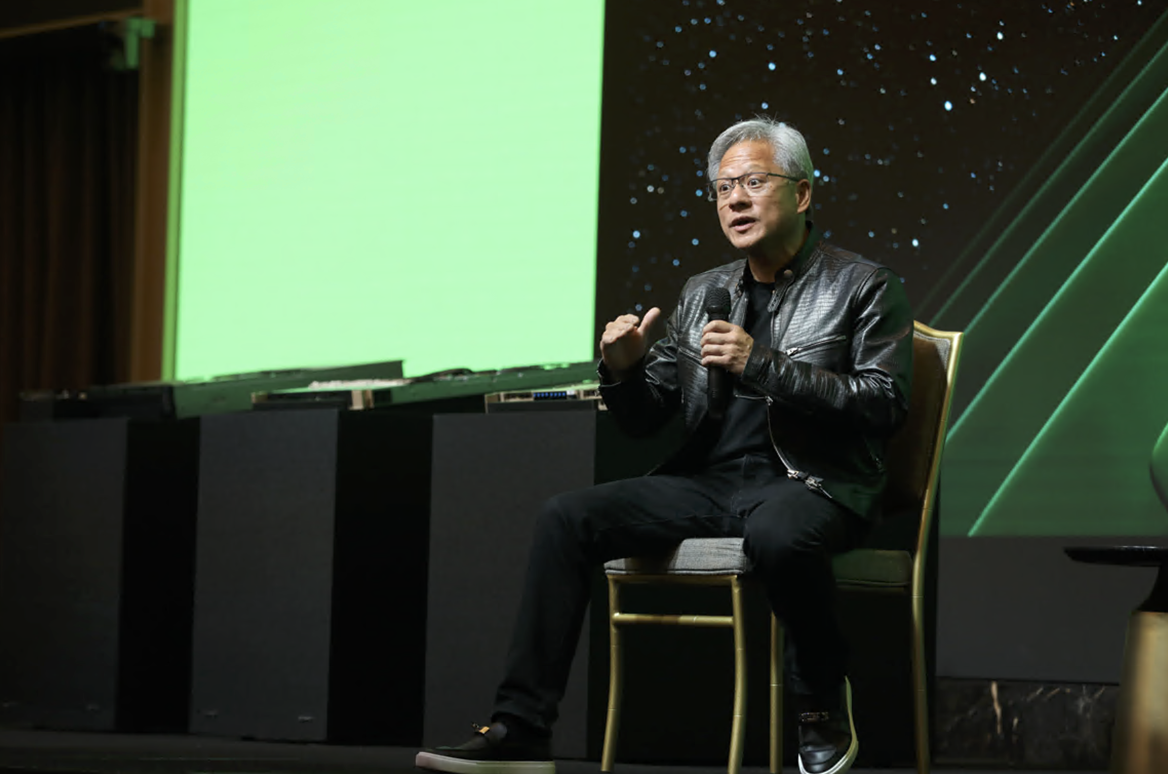 黃仁勳來台兩週，掀起「仁來瘋」，有意在台設廠也吸引各地關注。（本刊資料照）