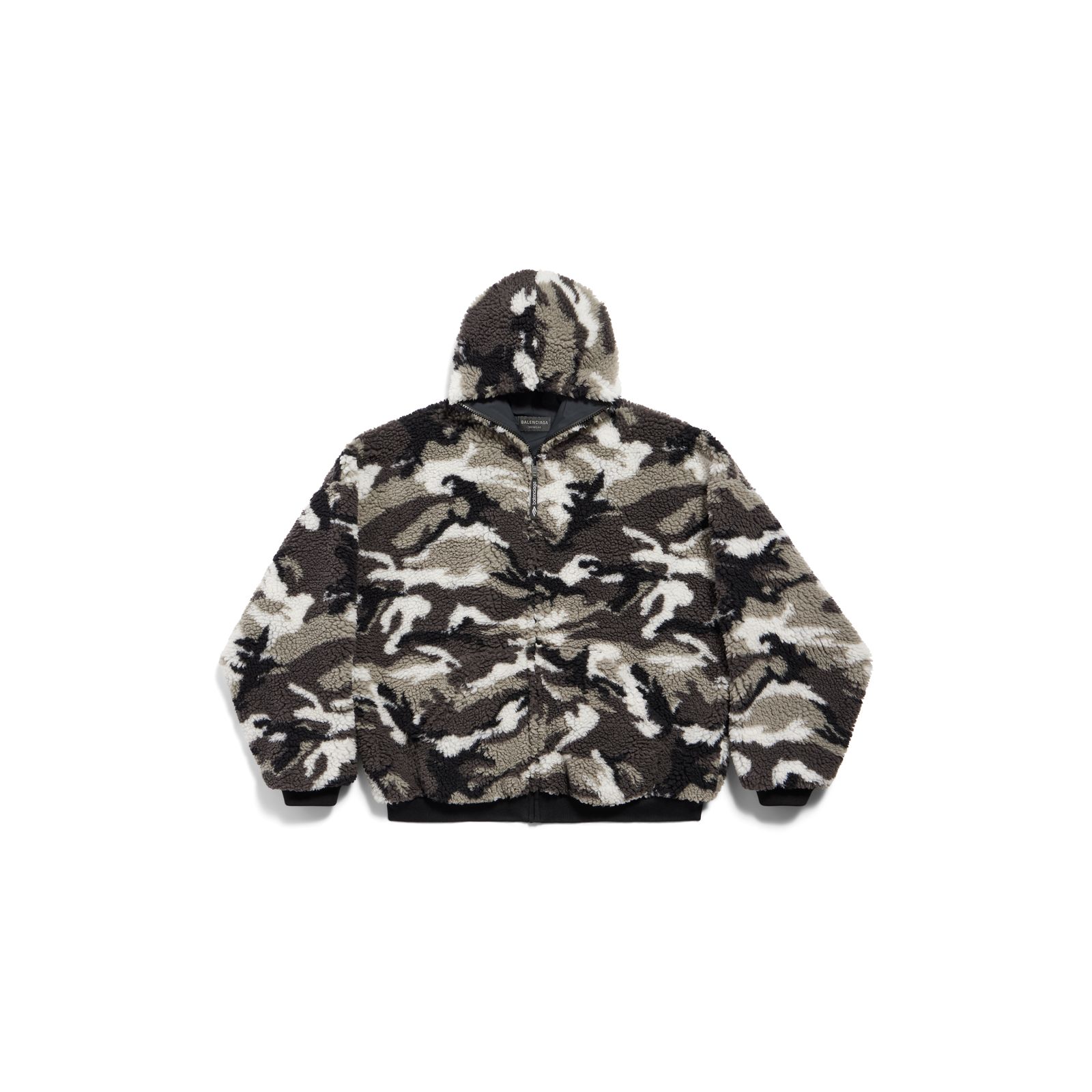 灰色迷彩外套。NT$90,800(BALENCIAGA提供)
