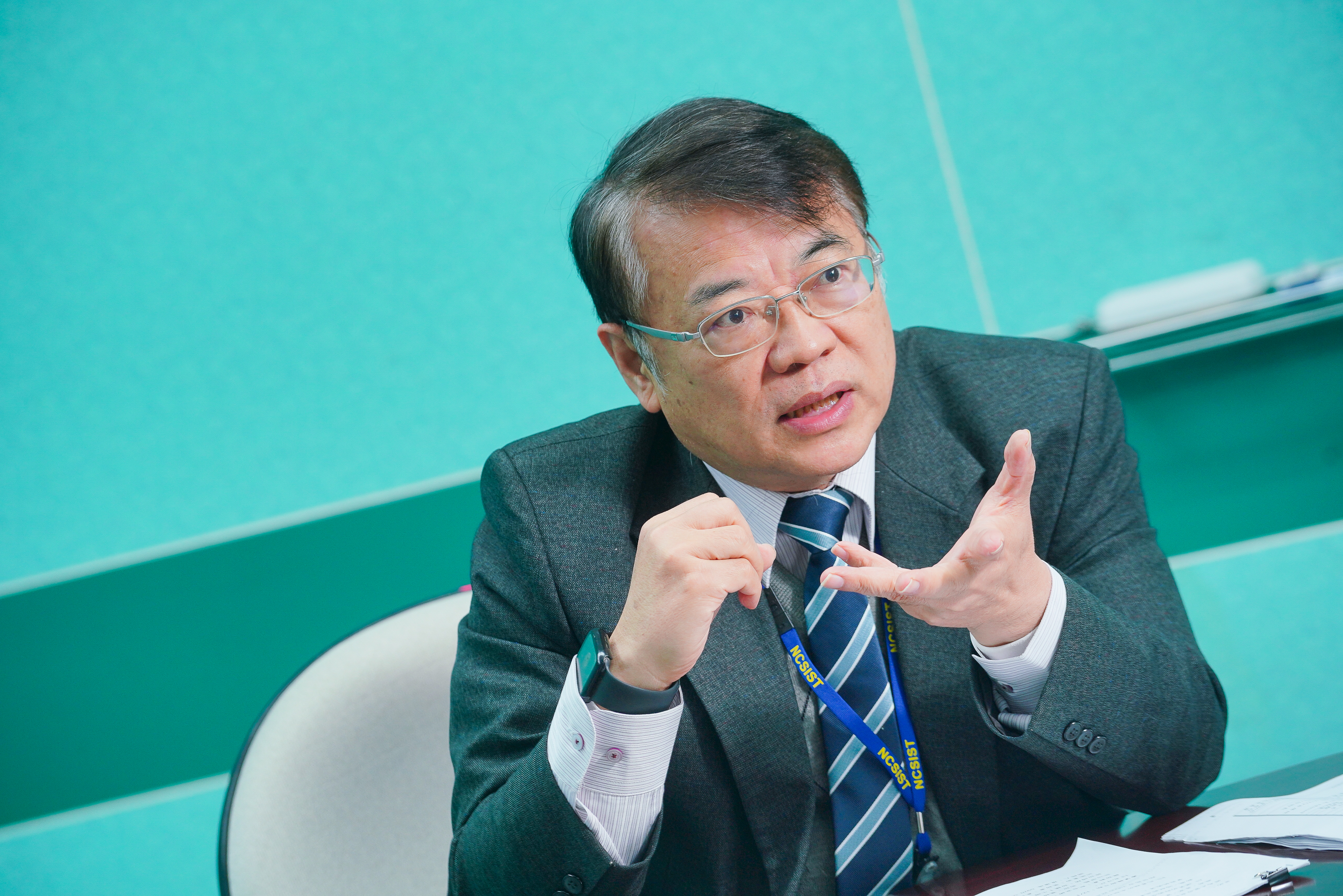 中科院飛彈火箭所所長吳典黻與副所長任國光(圖)向本刊分享台灣發展軍用外骨骼的必要性。