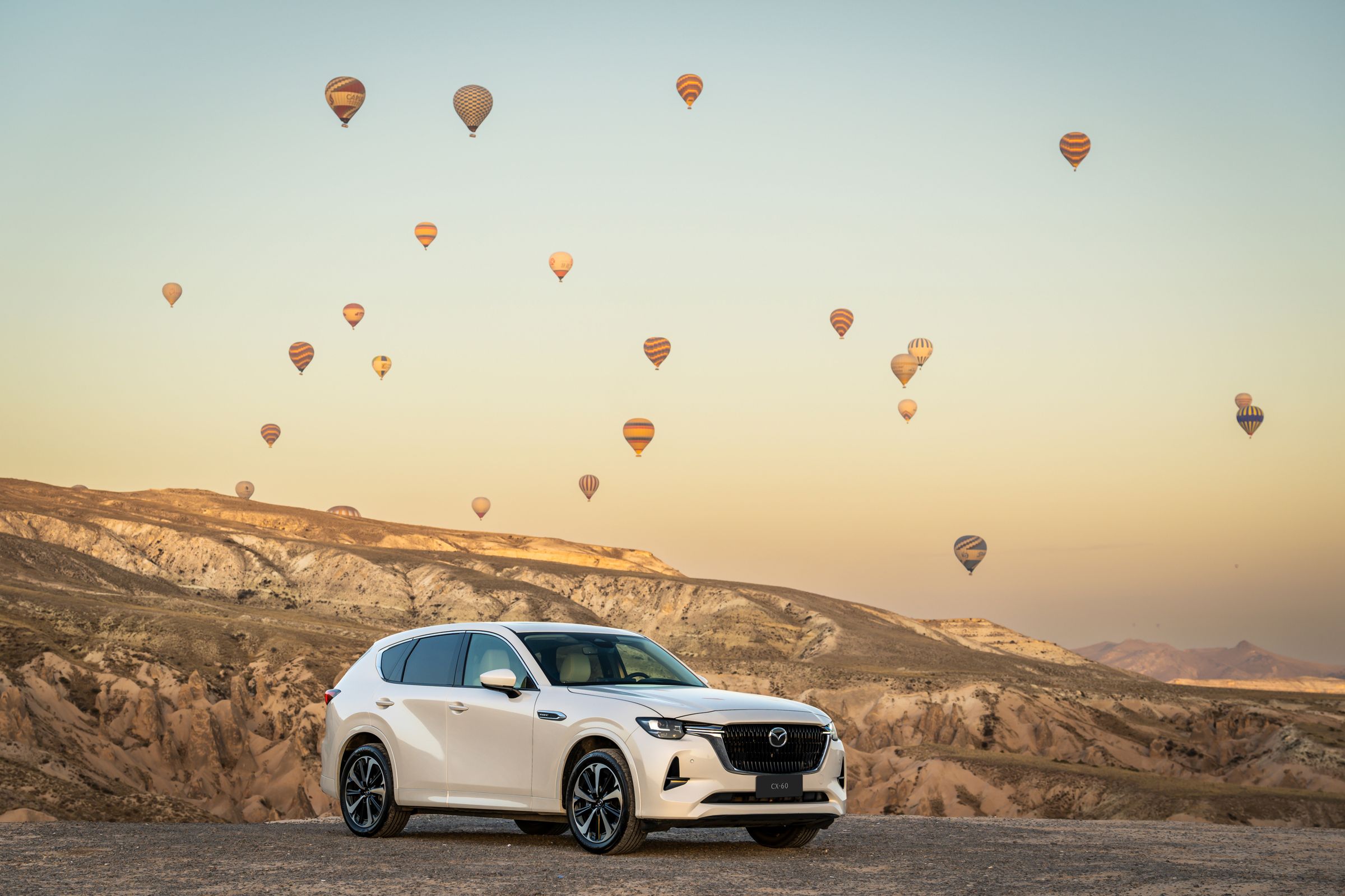 MAZDA(馬自達)新世代旗艦休旅代表作CX-60迎來全面升級,以全面進化的操控實力與上乘行路質感,再次定義豪華中型SUV的駕馭標竿。