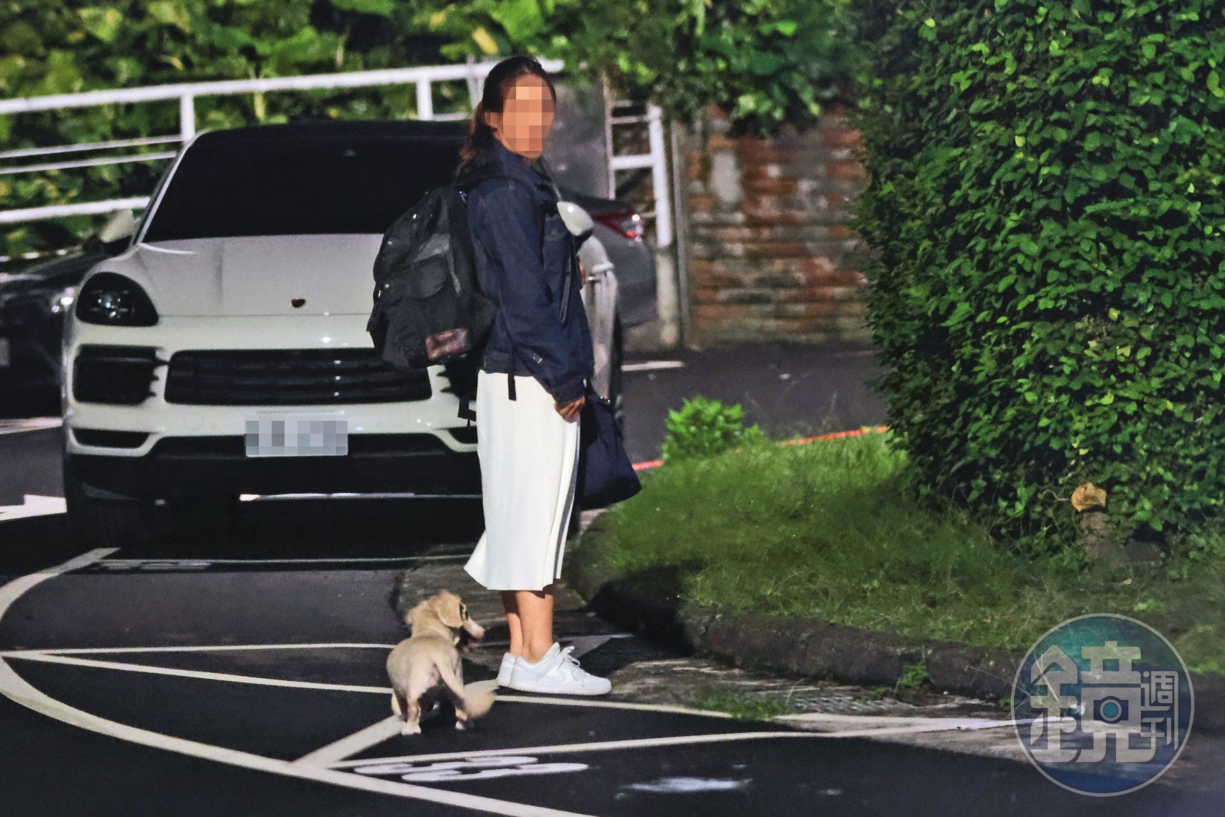 6/13 21:49 女密友回家不久後,就上了一輛多元計程車前往黃柏漙位於淡水的社區。