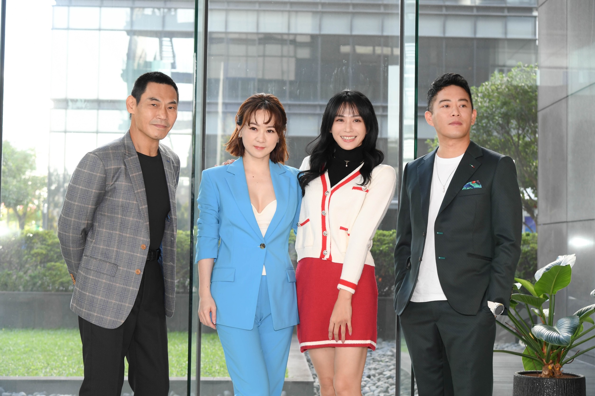 夏靖庭、韓宜邦、游詩璟及許鈞鈞今出席《天道》記者會造勢。（三立提供）