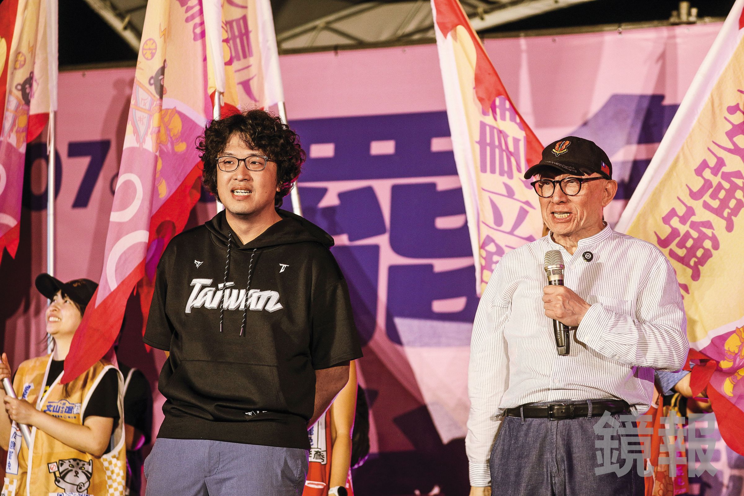 綠營「扶君」告吹,黨政高層轉鎖定綠委沈伯洋(左)出戰台北市長,若無意外,預計4月提名徵召。(鏡報鄒保祥)