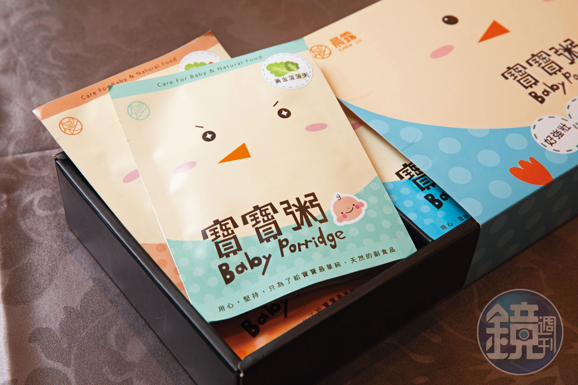 隨著時代演變,元進莊的產品也越來越多元,依不同族群推出如寶寶粥等產品。(1,080元/1盒8入)